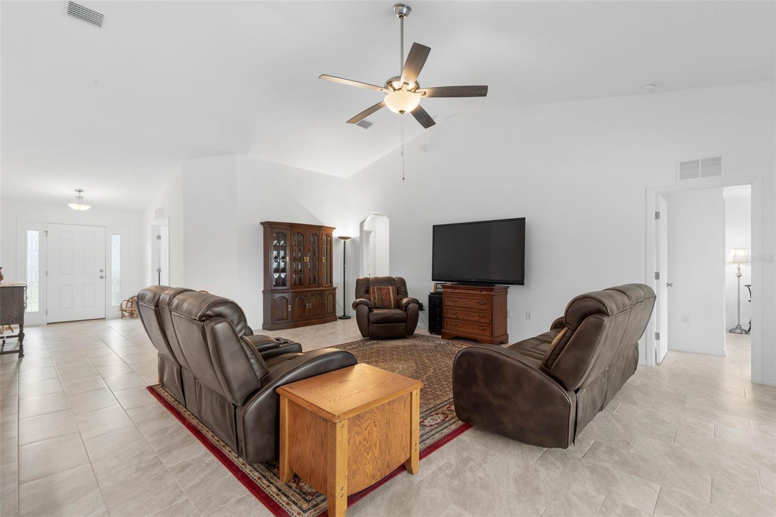 Image 7 of 55 For 11 Randou Place