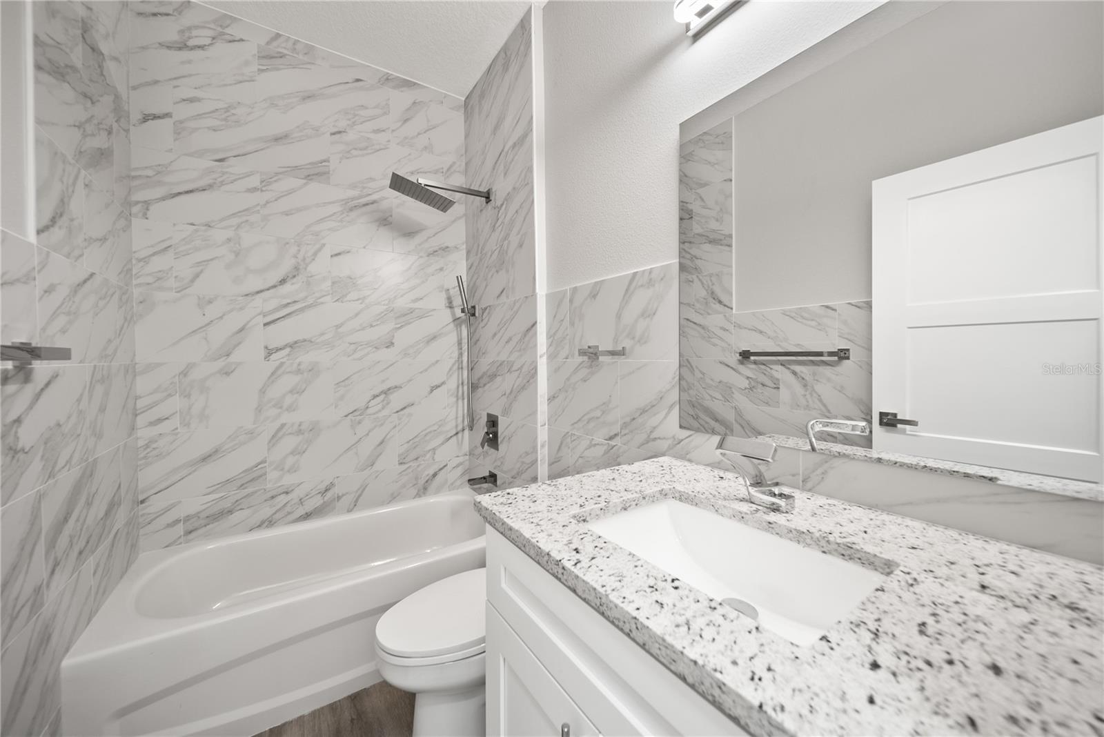 Image 5 of 20 For 21 Rosepetal Lane A,b