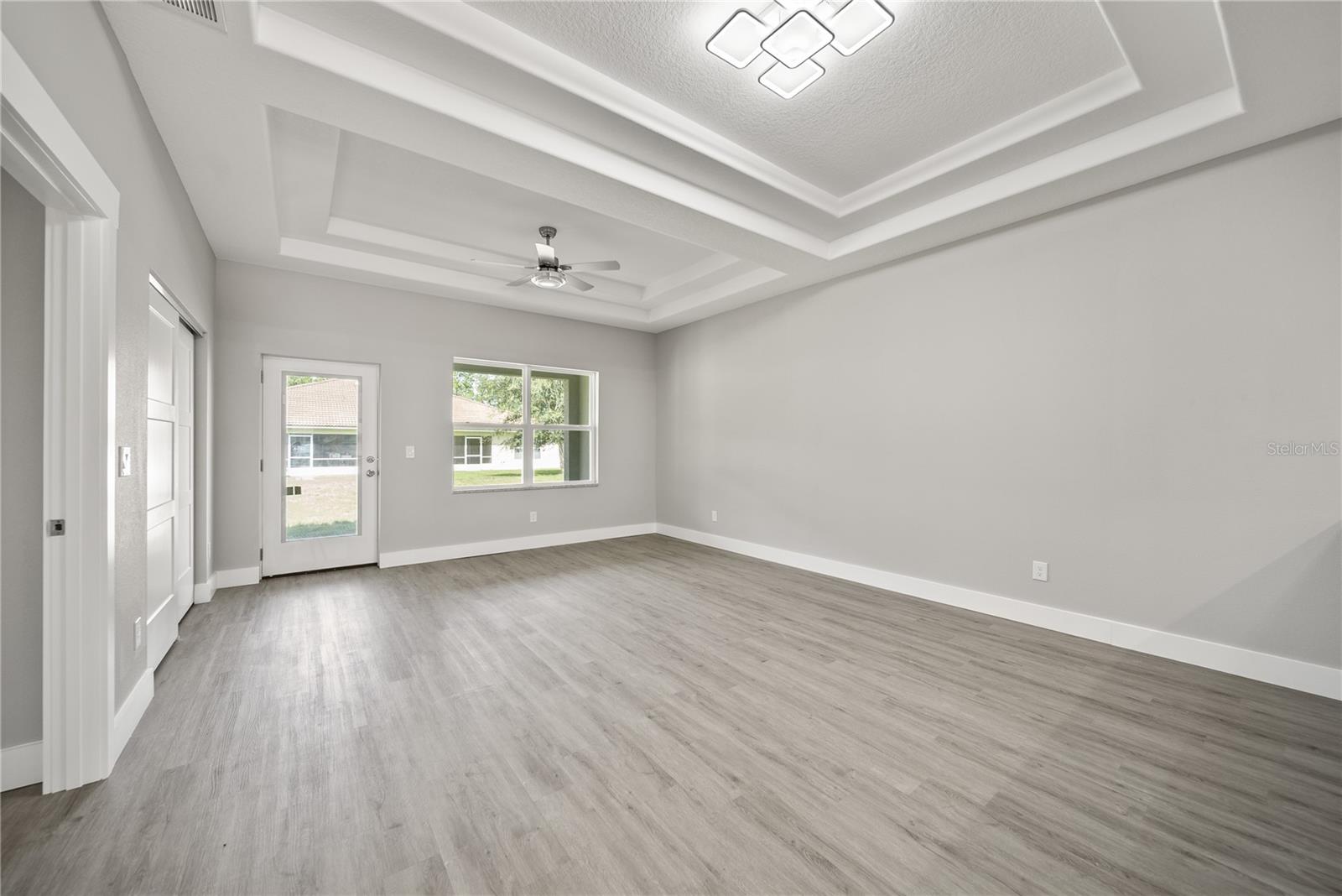 Image 7 of 20 For 21 Rosepetal Lane A,b