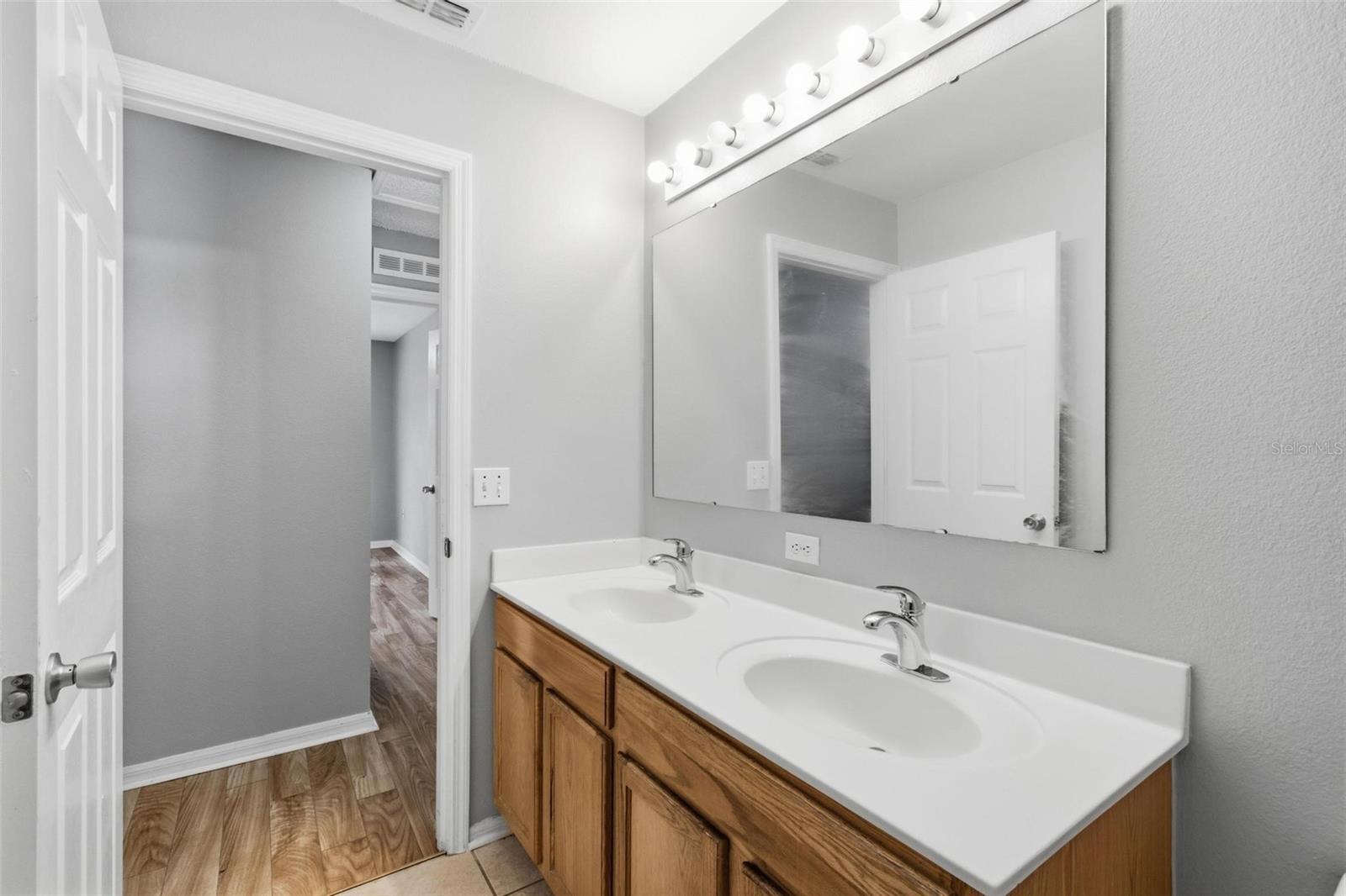 Image 54 of 88 For 58 Brunswick Lane