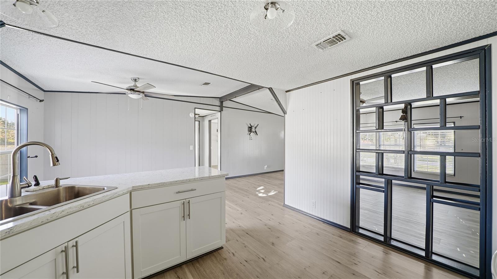 Image 12 of 46 For 4524 5th Avenue