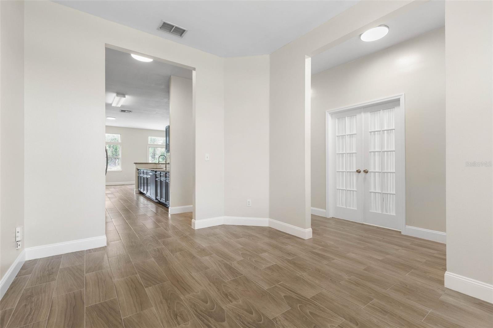 Image 19 of 44 For 1 President Lane