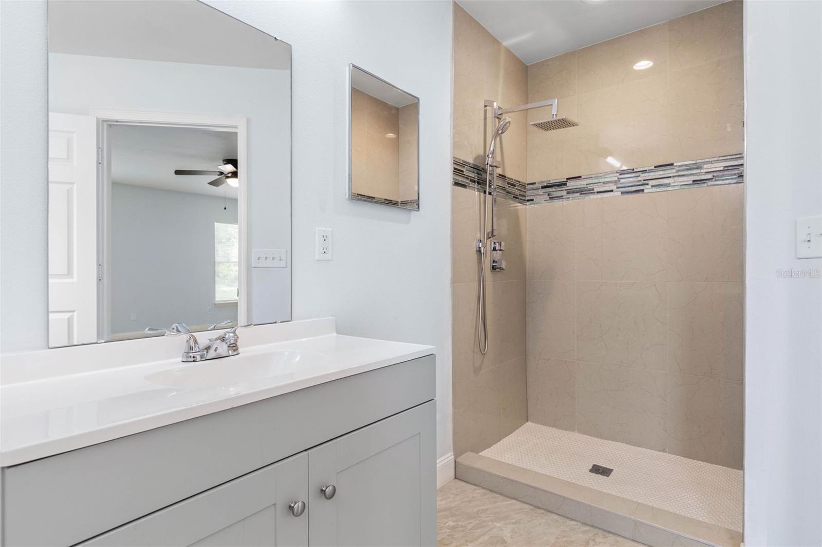 Image 24 of 44 For 1 President Lane