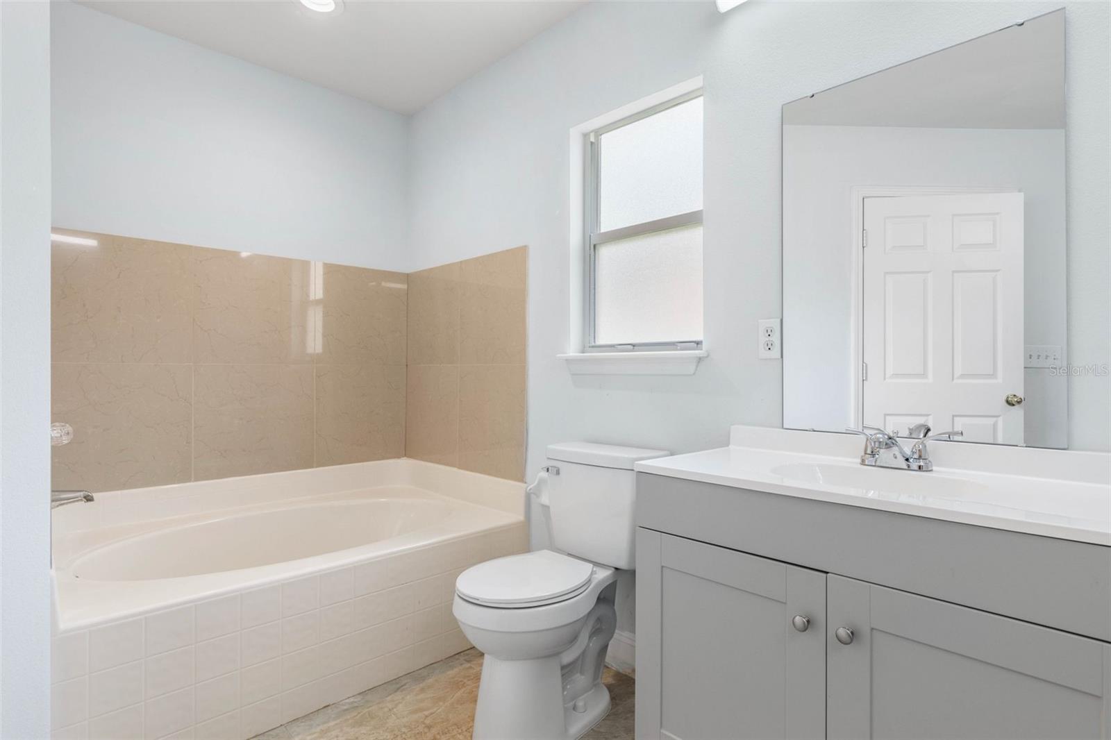 Image 25 of 44 For 1 President Lane