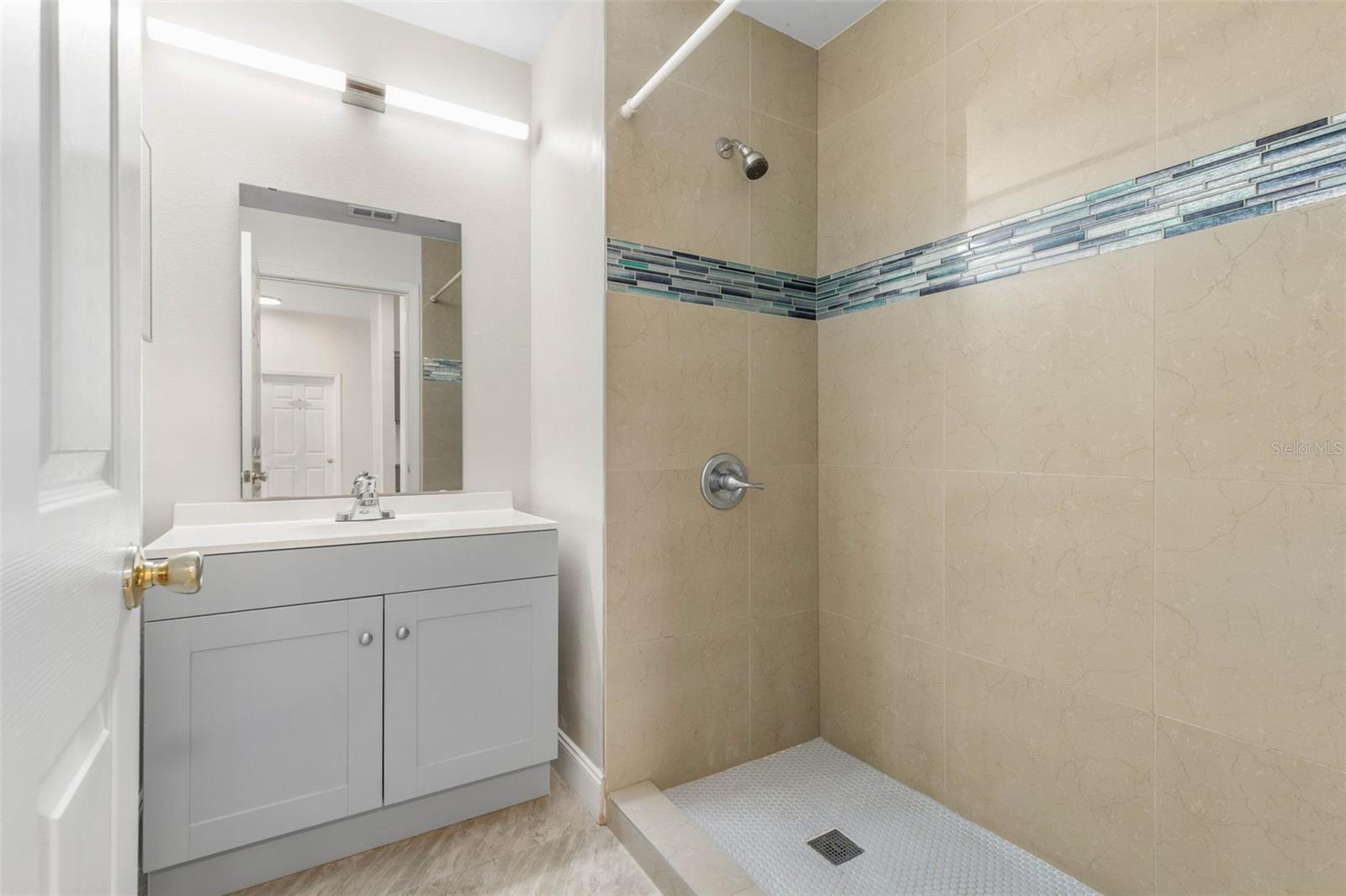 Image 29 of 44 For 1 President Lane