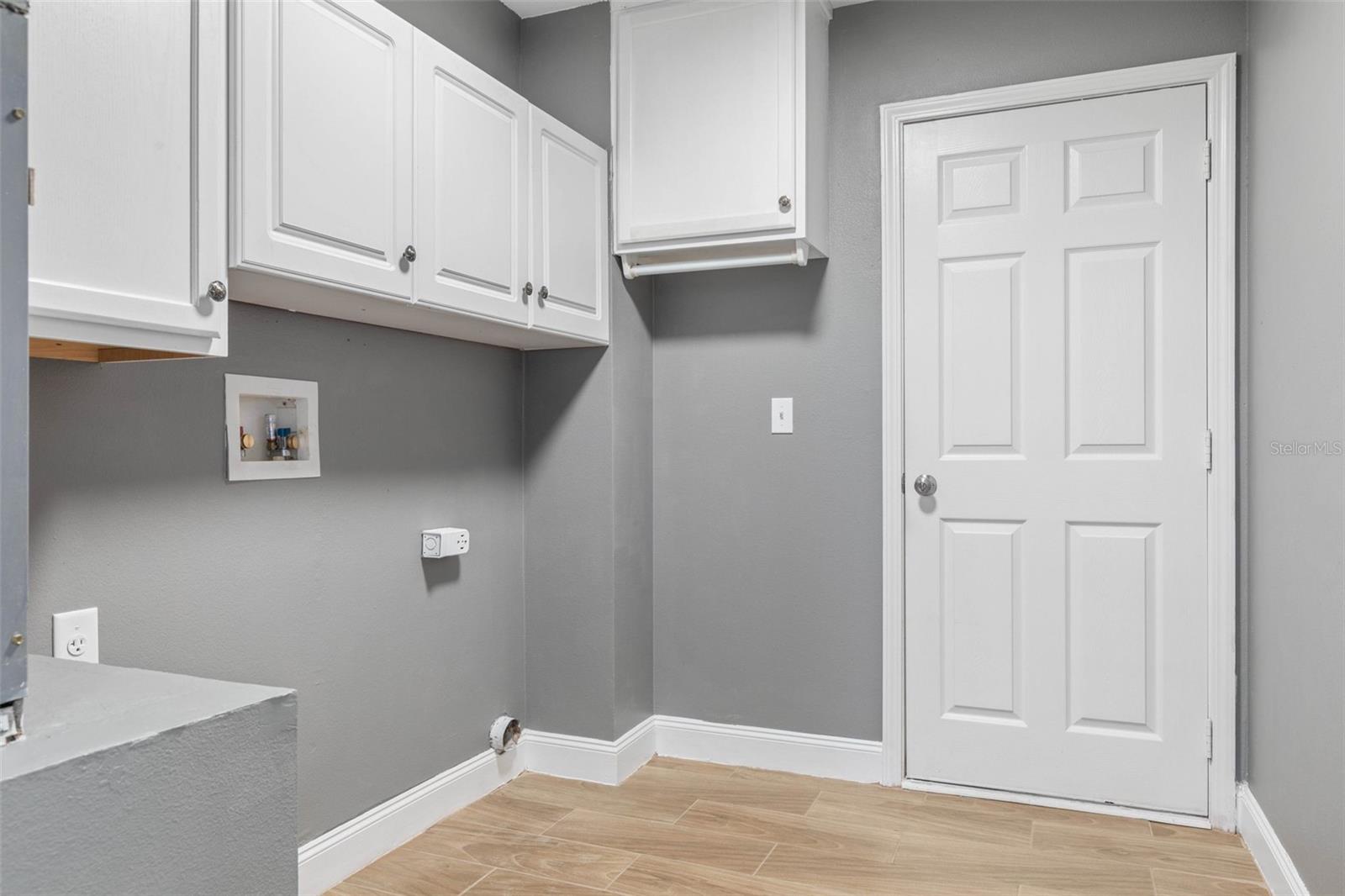 Image 34 of 44 For 1 President Lane