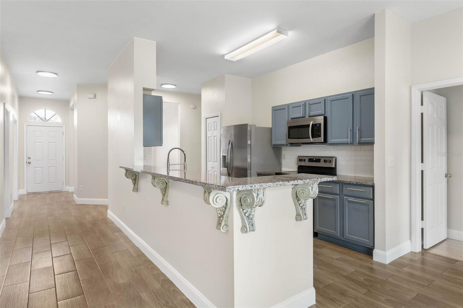 Image 9 of 44 For 1 President Lane