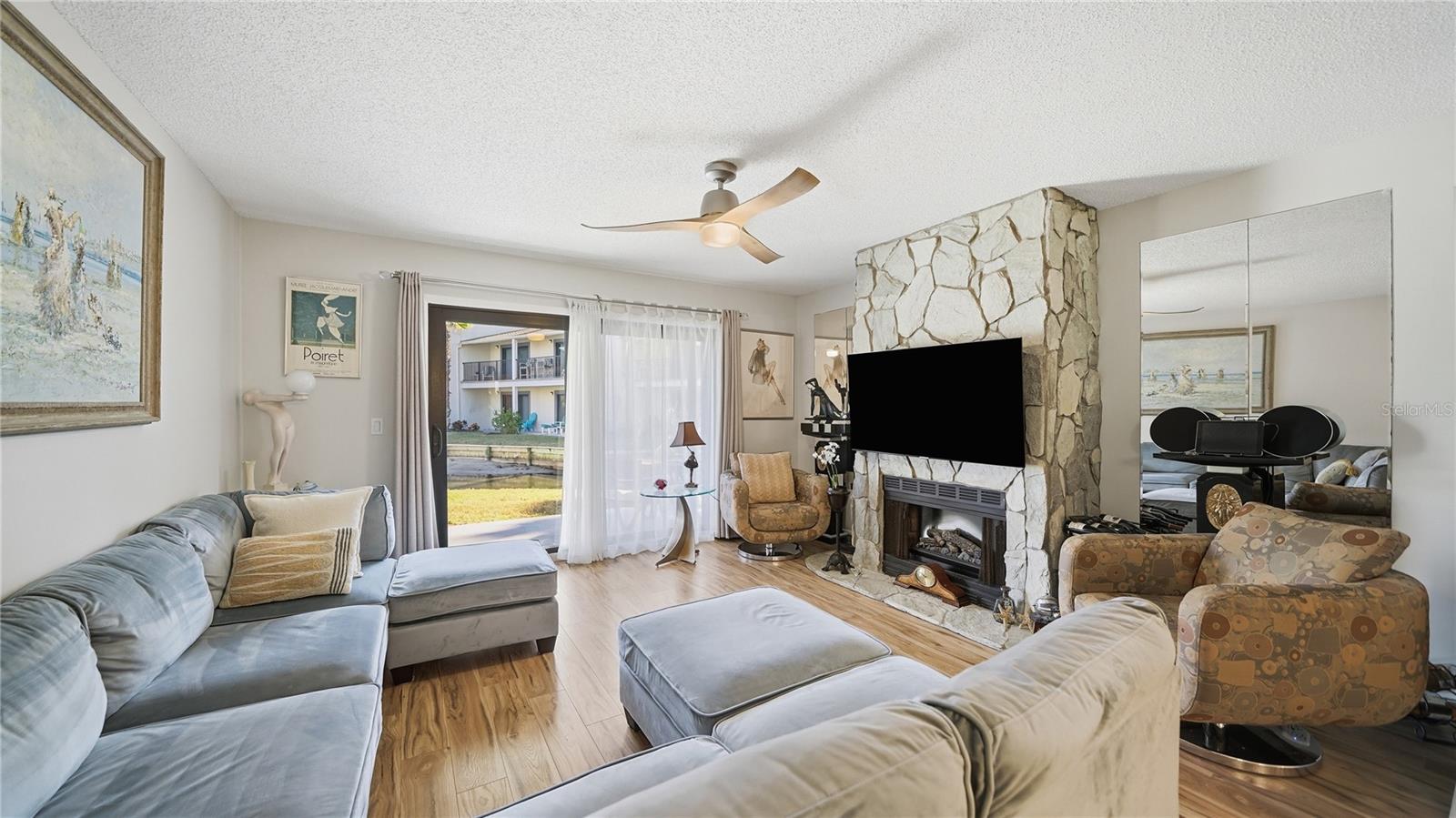 Image 16 of 50 For 890 A1a Beach Boulevard 31