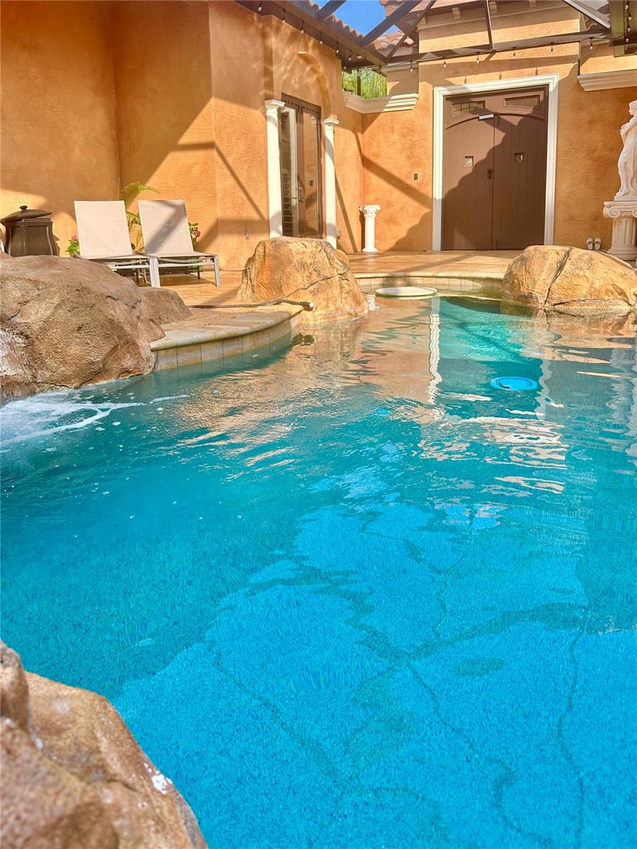 Image 16 of 100 For 224 Vista Della Toscana