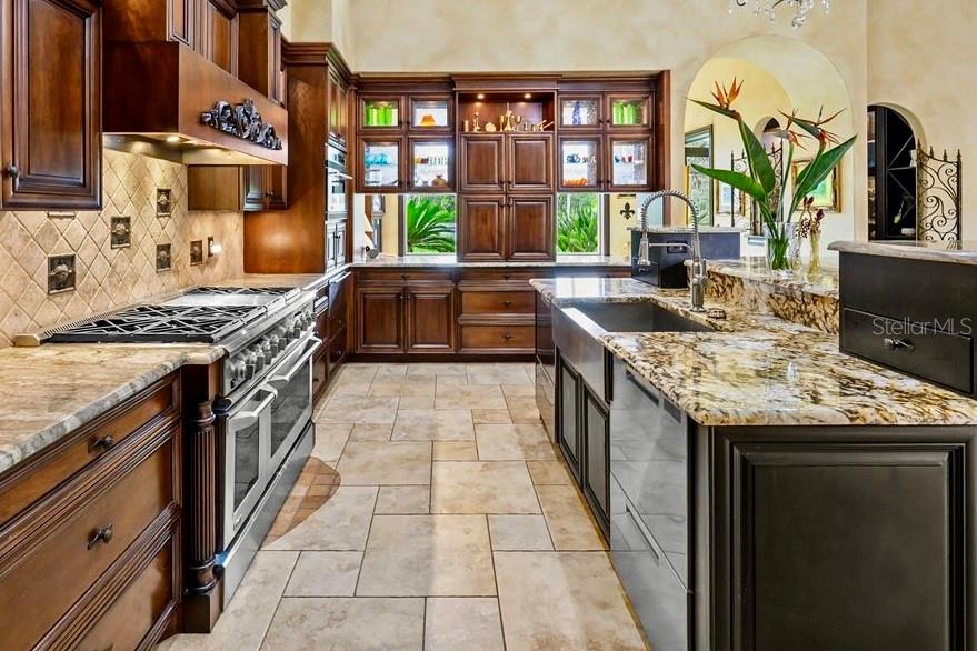 Image 37 of 100 For 224 Vista Della Toscana