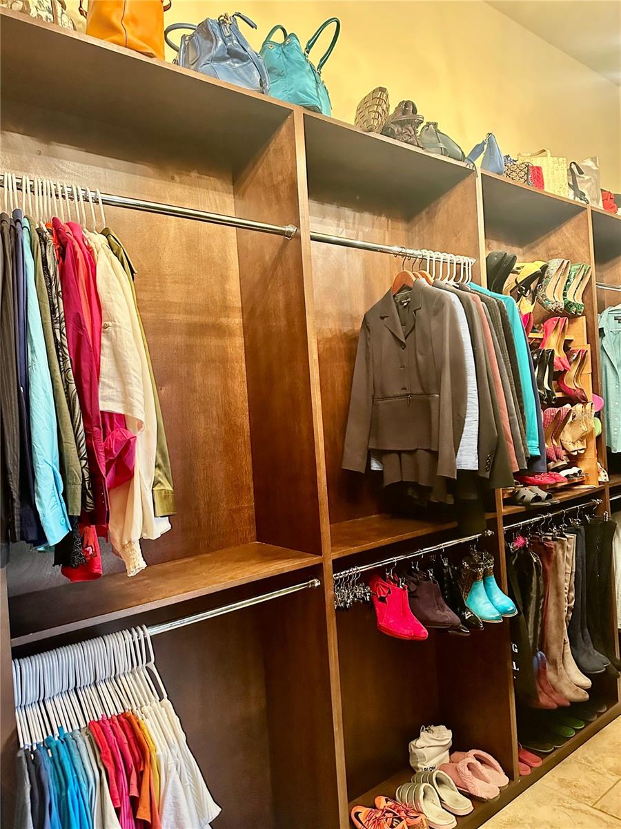 Image 72 of 100 For 224 Vista Della Toscana