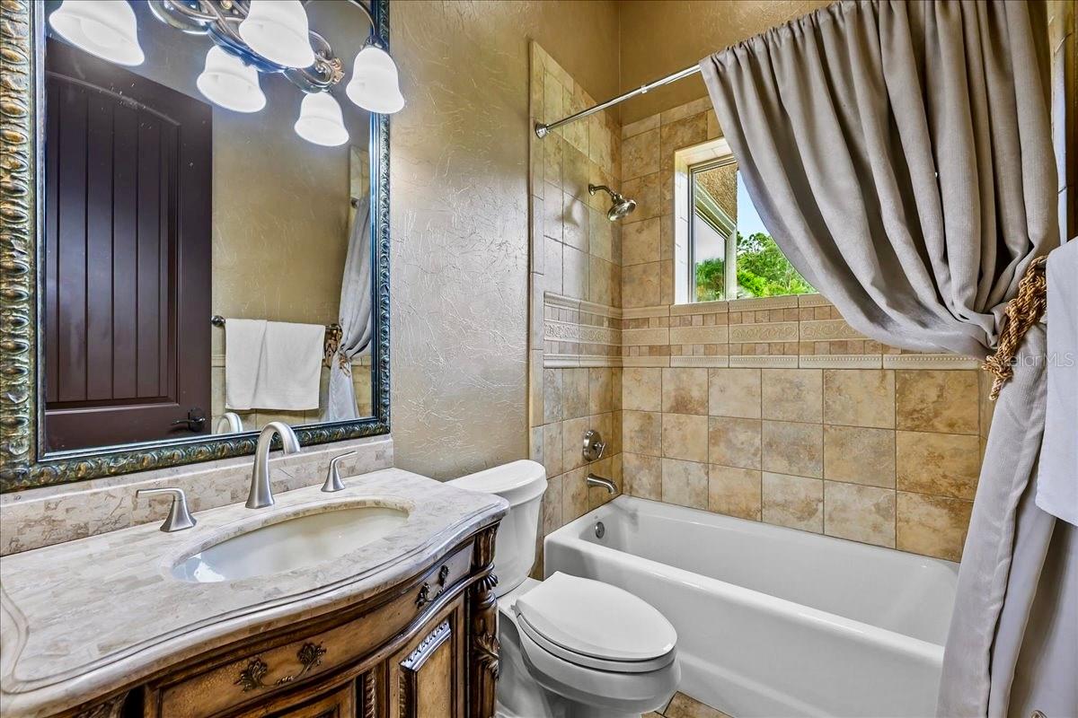 Image 82 of 100 For 224 Vista Della Toscana