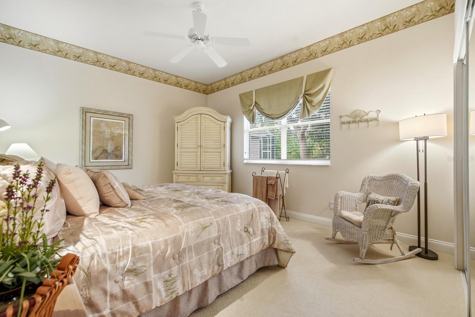 Image 24 of 44 For 18 Lakeview Lane