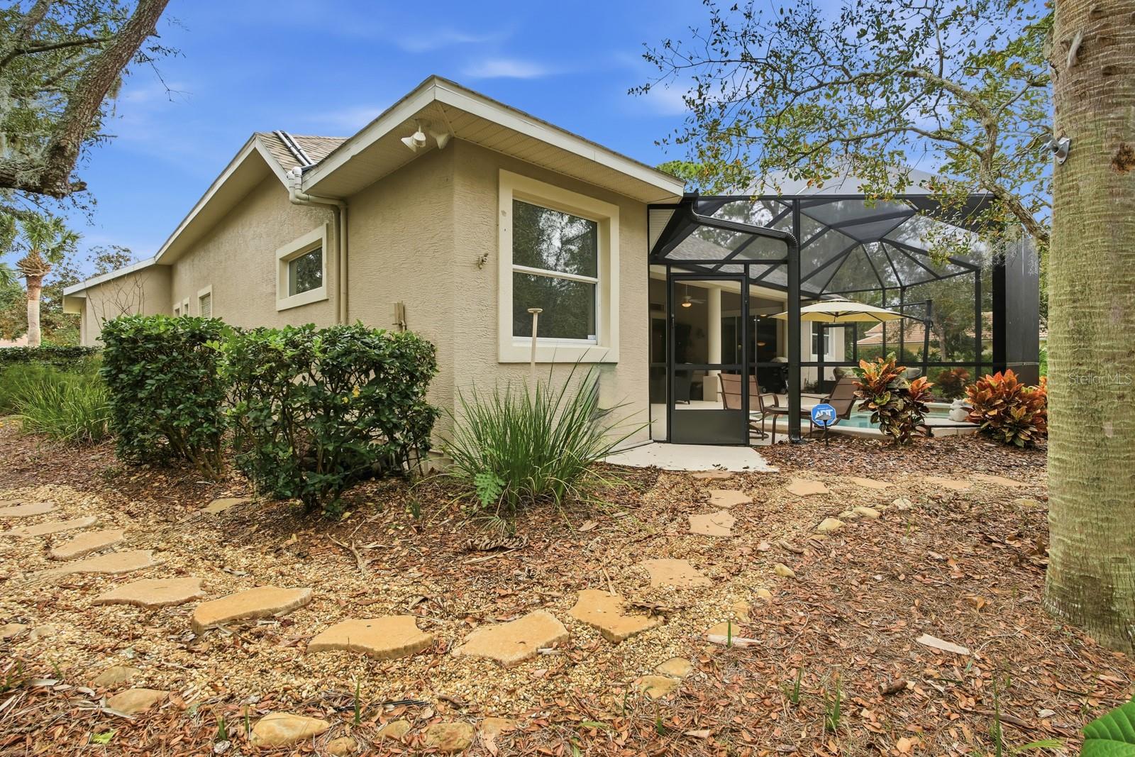 Image 34 of 44 For 18 Lakeview Lane