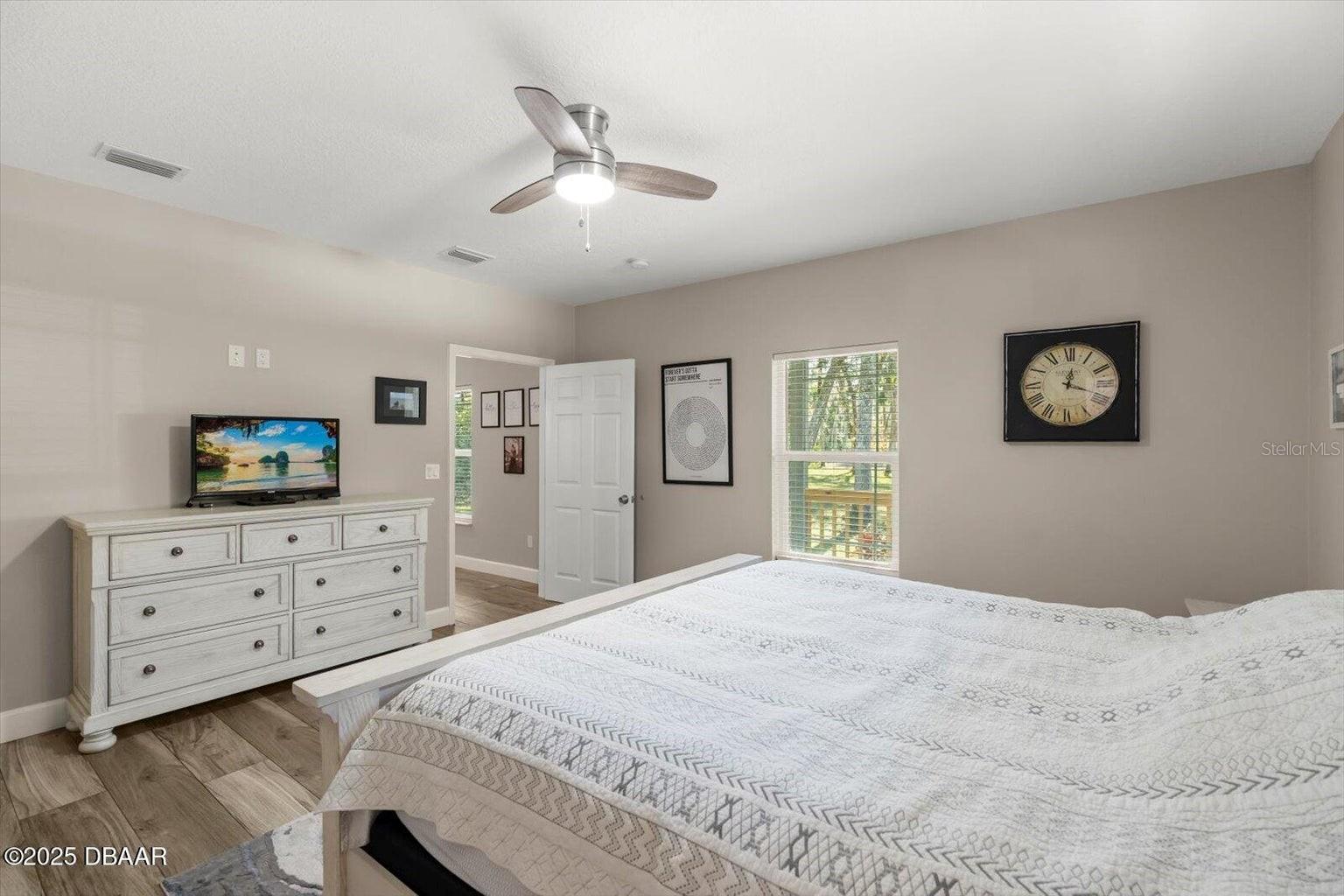 Image 23 of 37 For 2995 Ragis Road