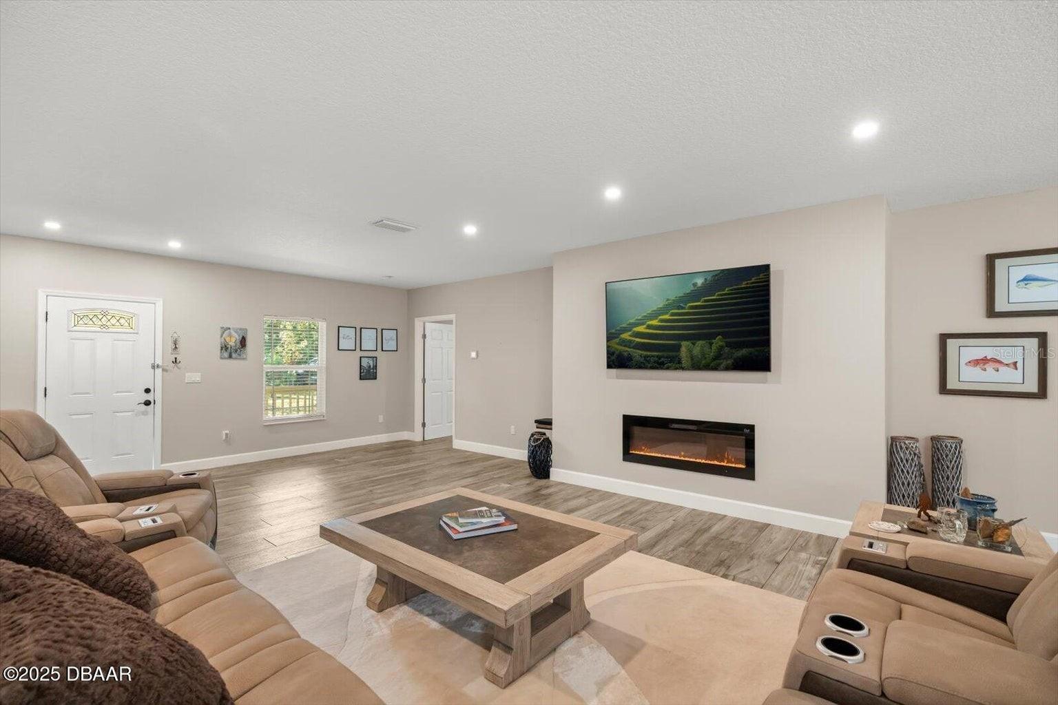 Image 3 of 37 For 2995 Ragis Road