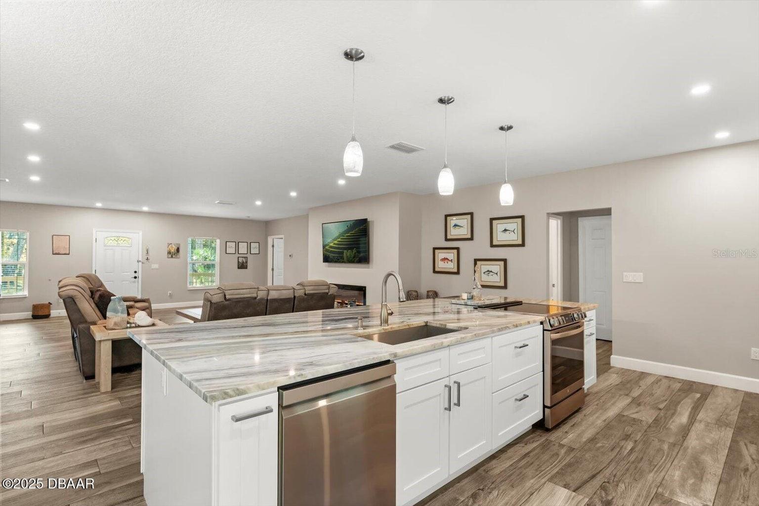 Image 8 of 37 For 2995 Ragis Road