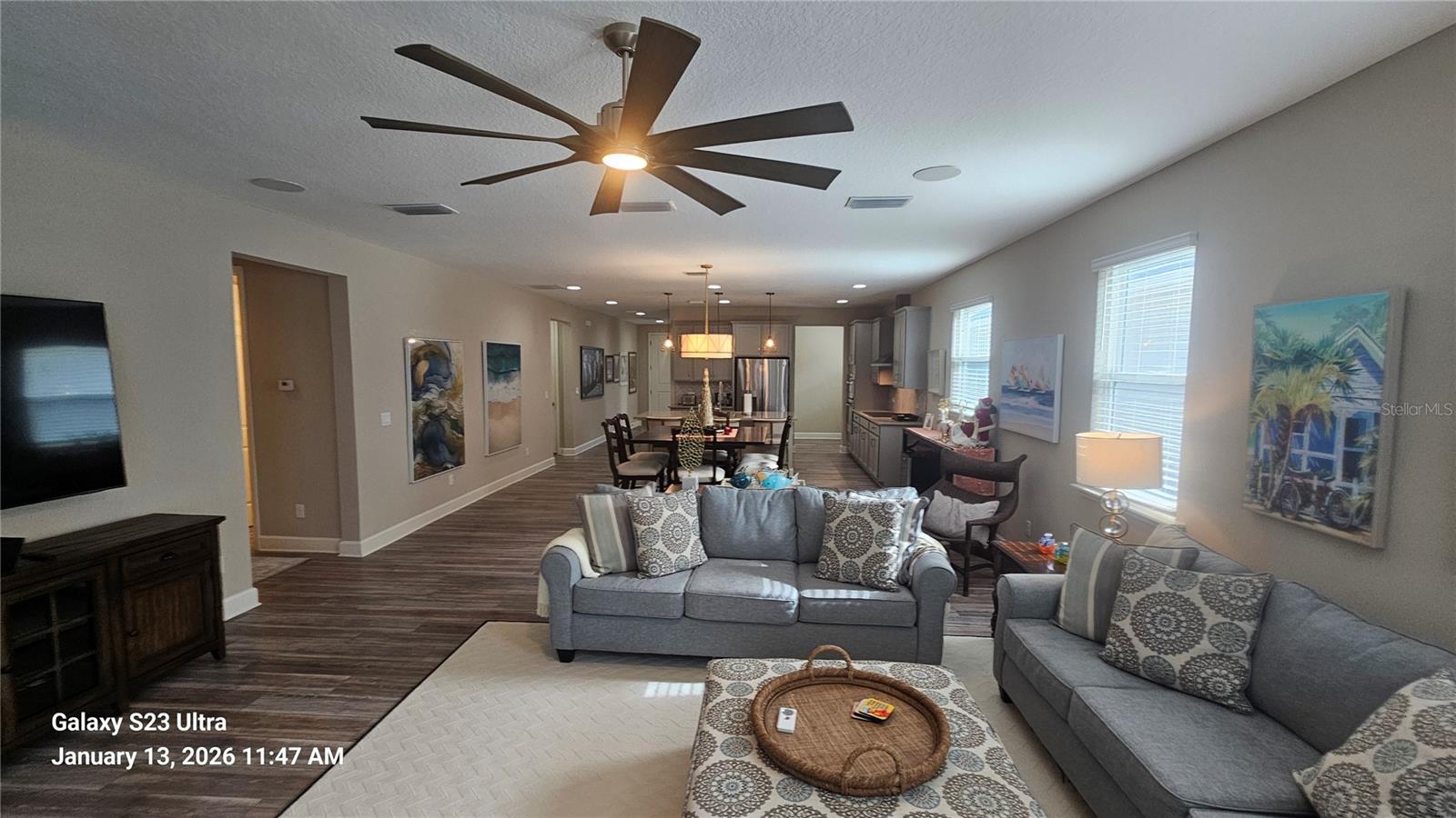 Image 27 of 56 For 21 Los Lagos Boulevard