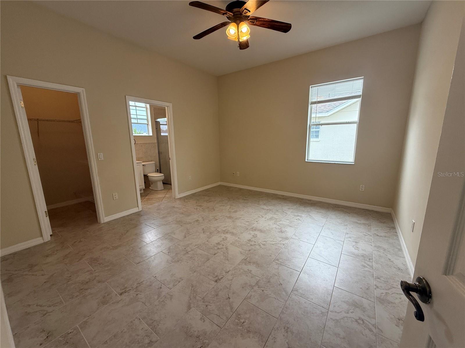 Image 12 of 14 For 4 Wood Amber Lane