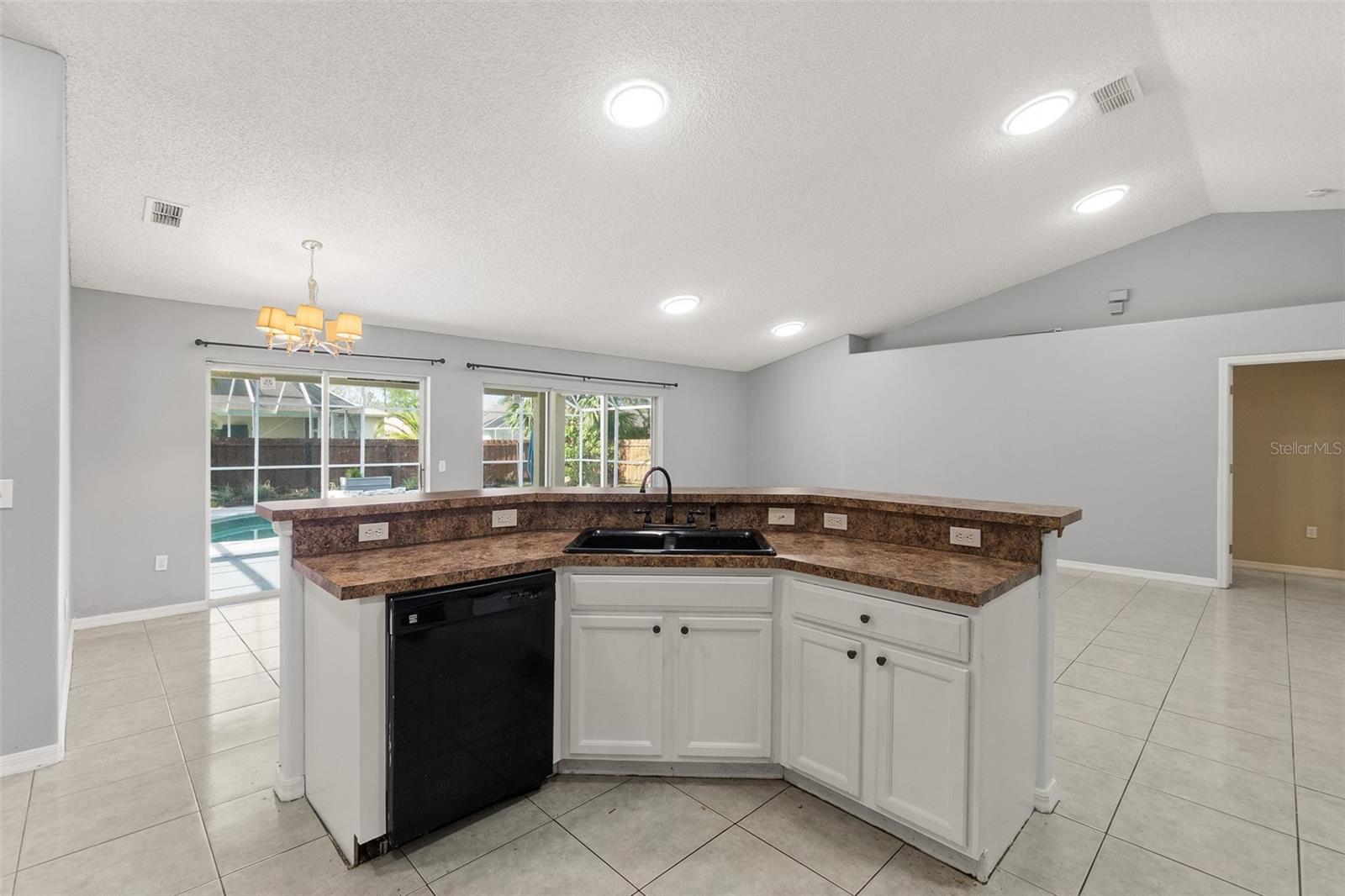 Image 12 of 38 For 21 Whittington Drive