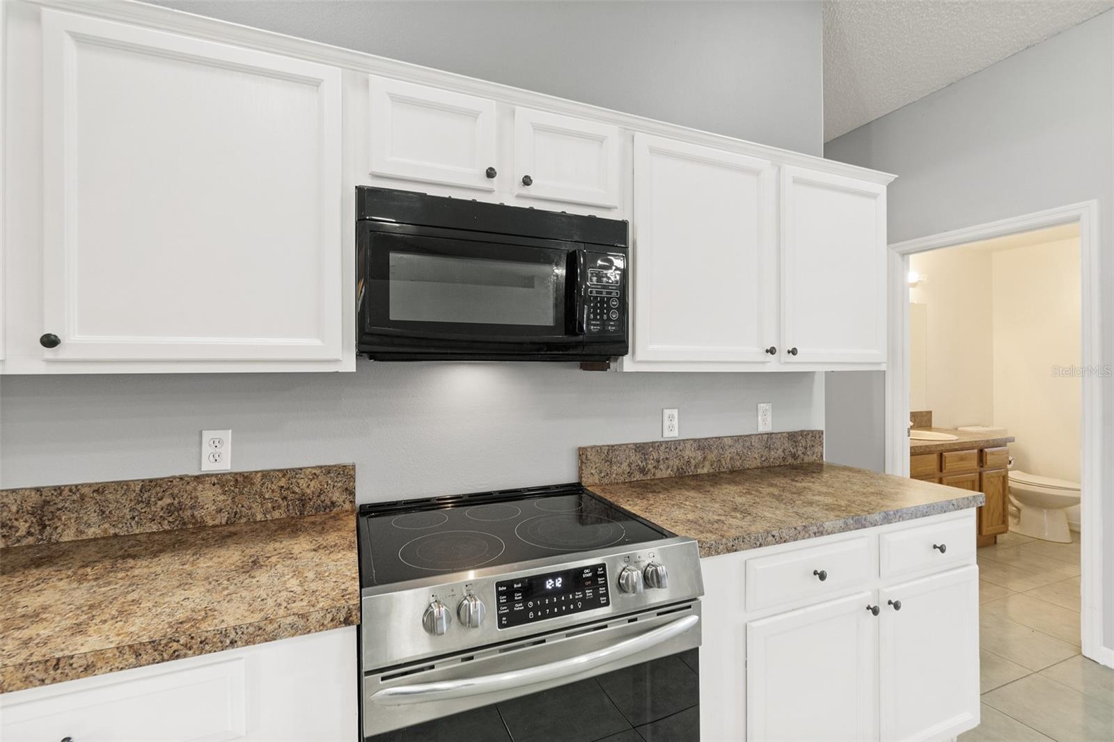 Image 14 of 38 For 21 Whittington Drive