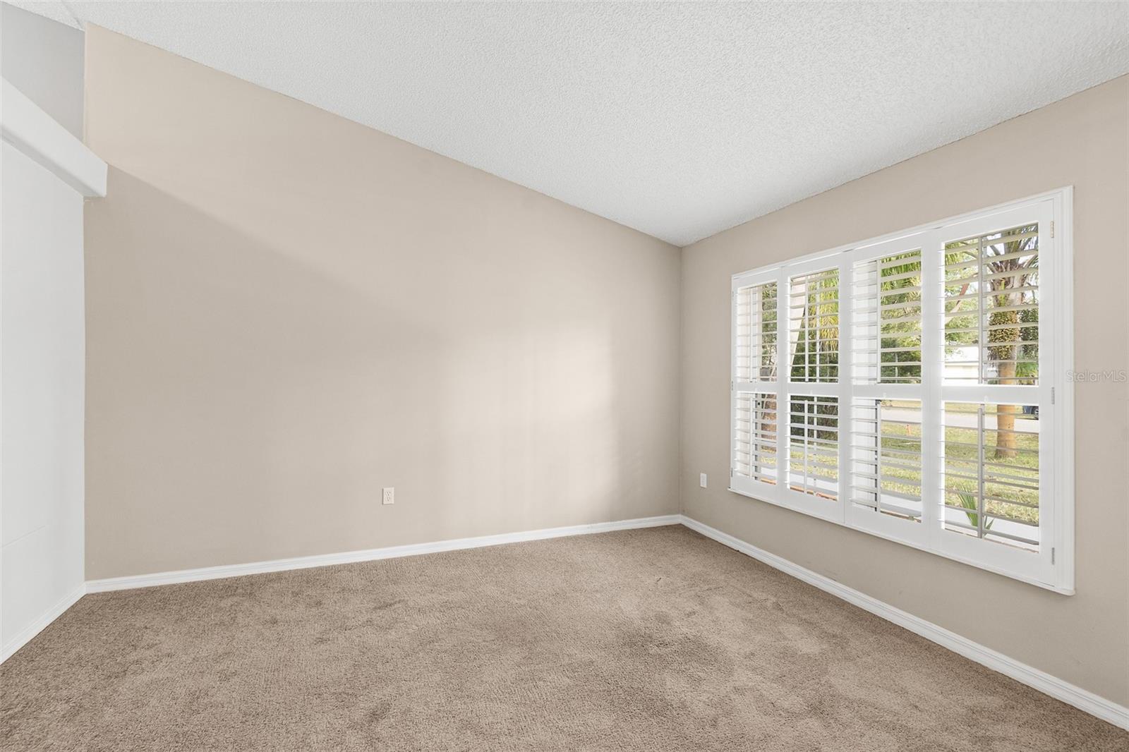 Image 20 of 38 For 21 Whittington Drive