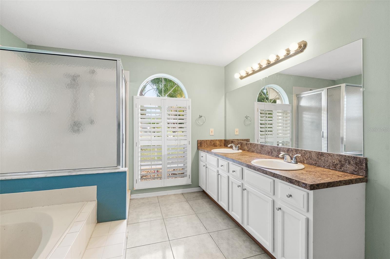 Image 26 of 38 For 21 Whittington Drive