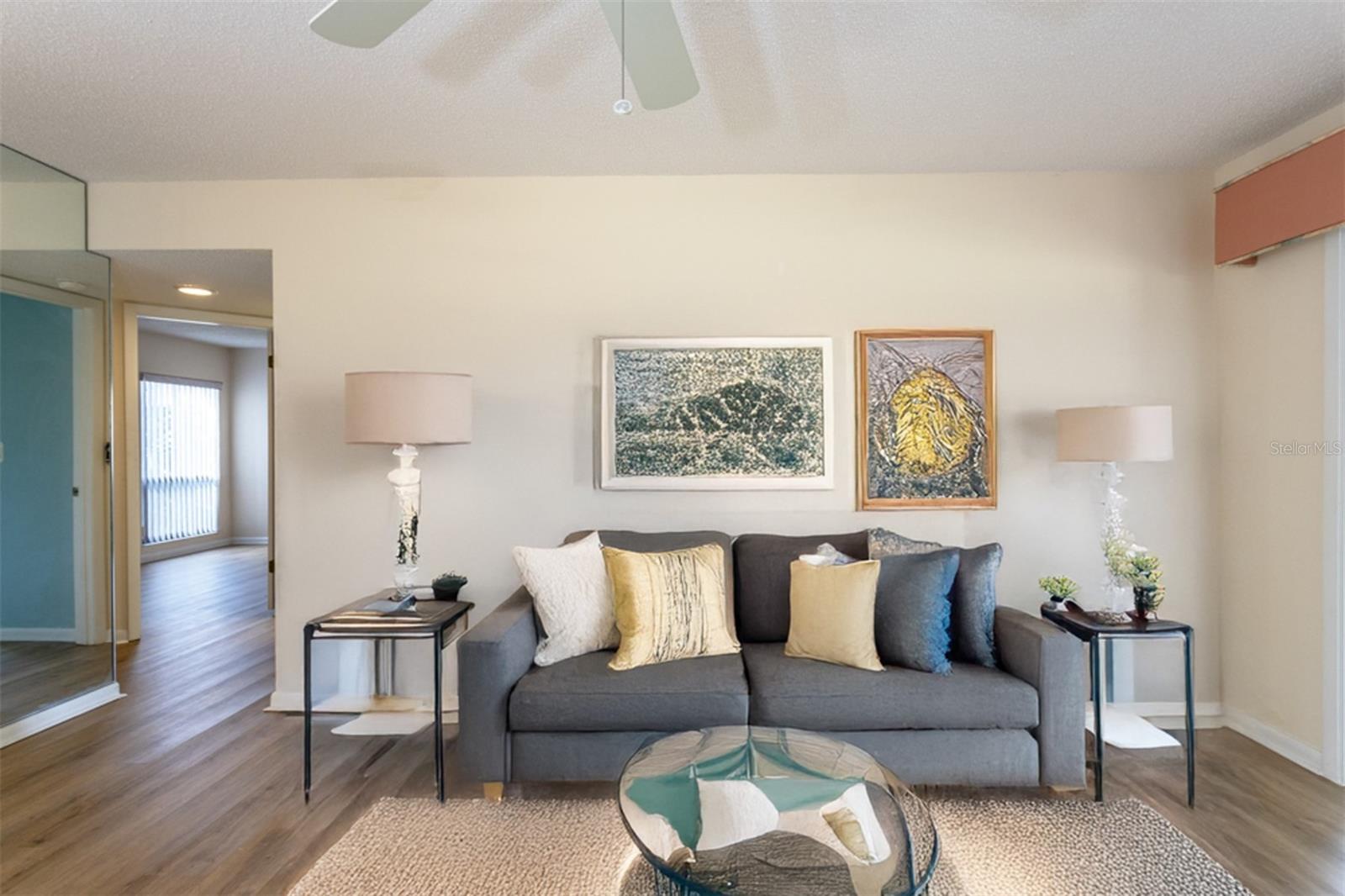 Image 20 of 48 For 17 Sherbury Court 17