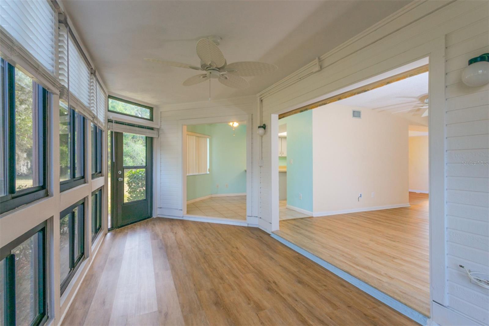 Image 35 of 48 For 17 Sherbury Court 17