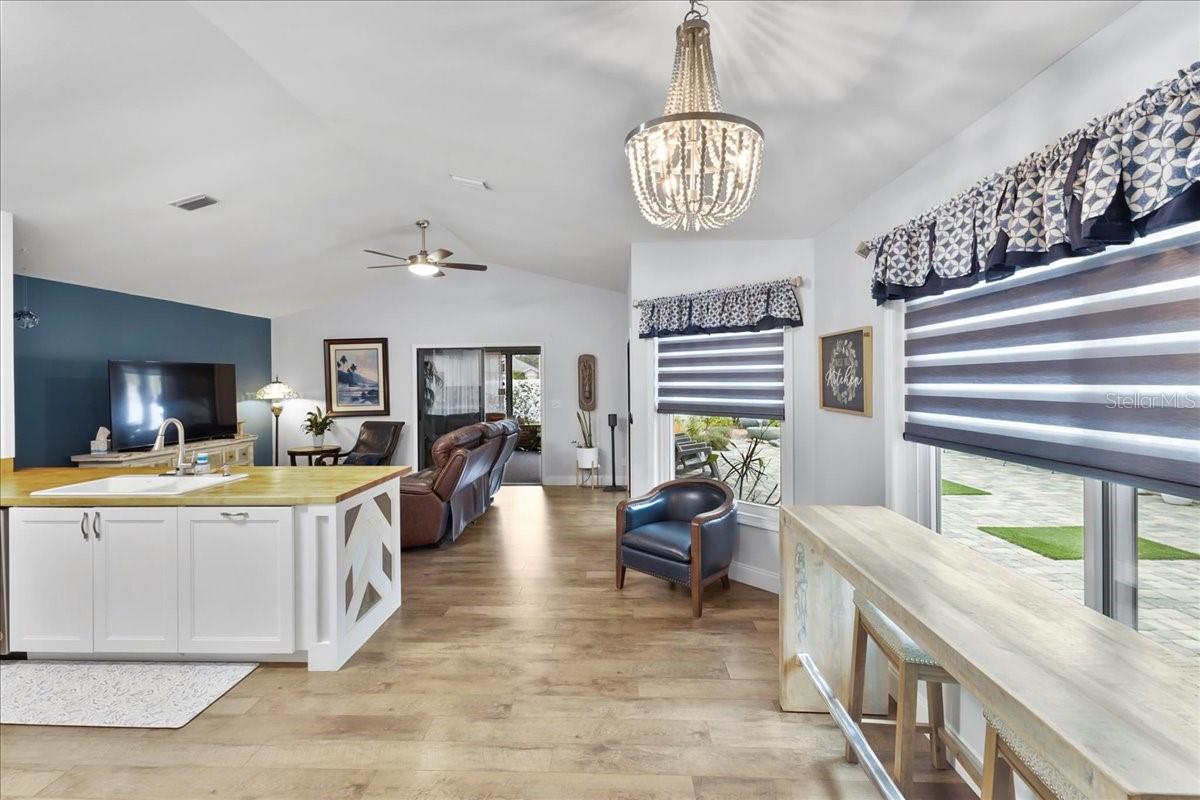 Image 17 of 80 For 105 Shadowcreek Way