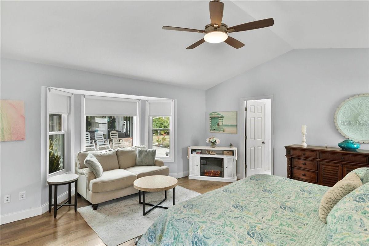 Image 27 of 80 For 105 Shadowcreek Way