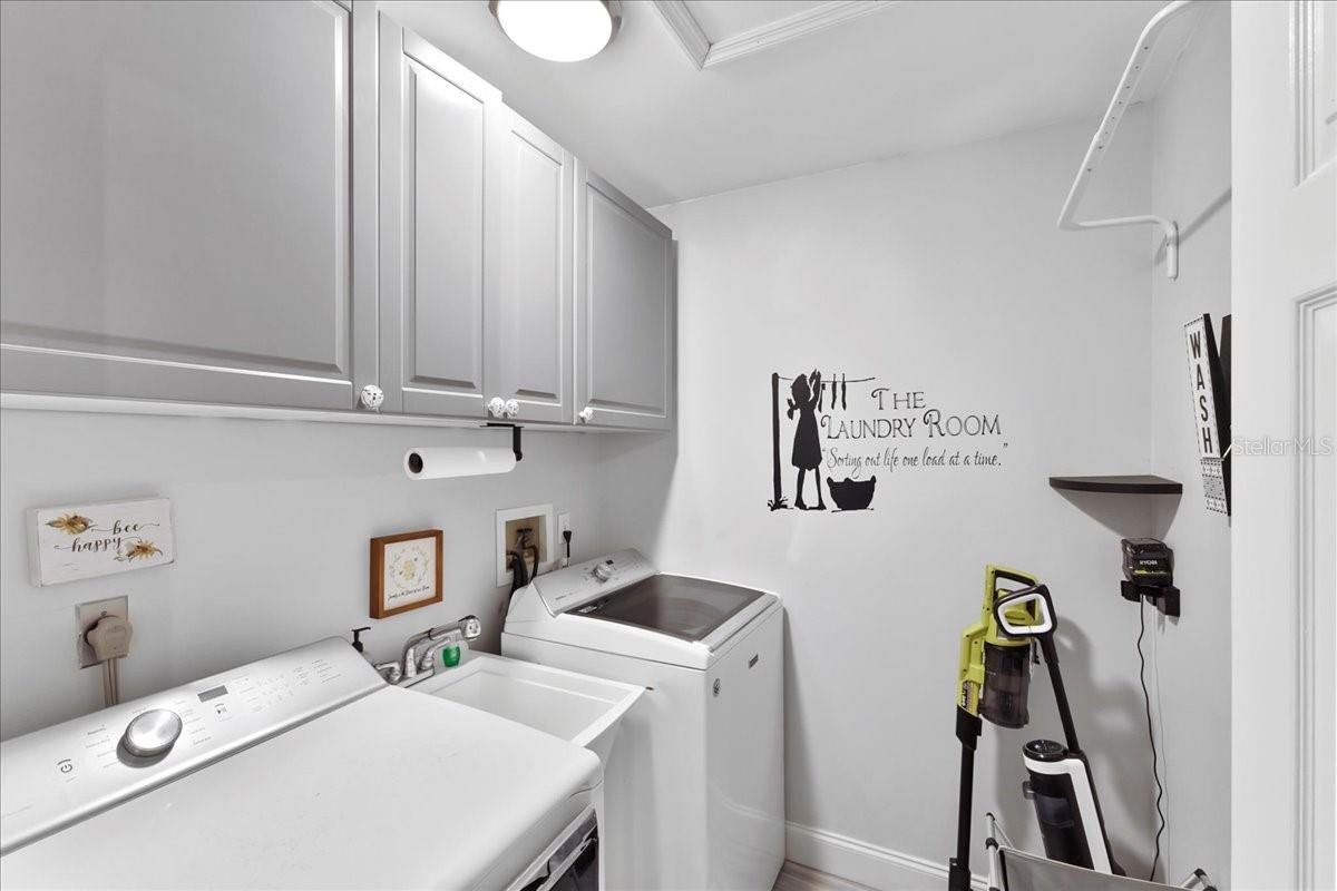 Image 37 of 80 For 105 Shadowcreek Way