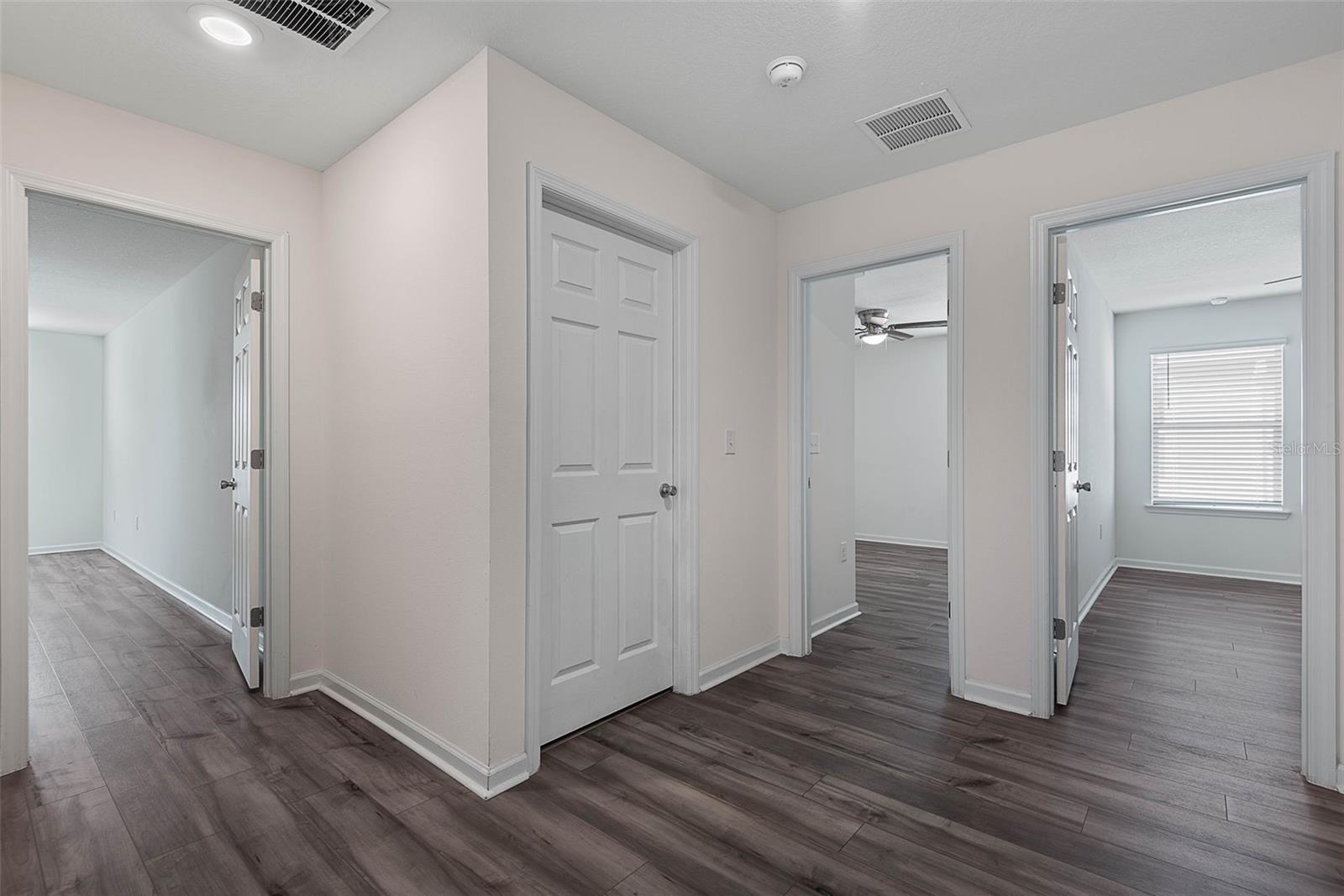 Image 29 of 61 For 20 Willow Street