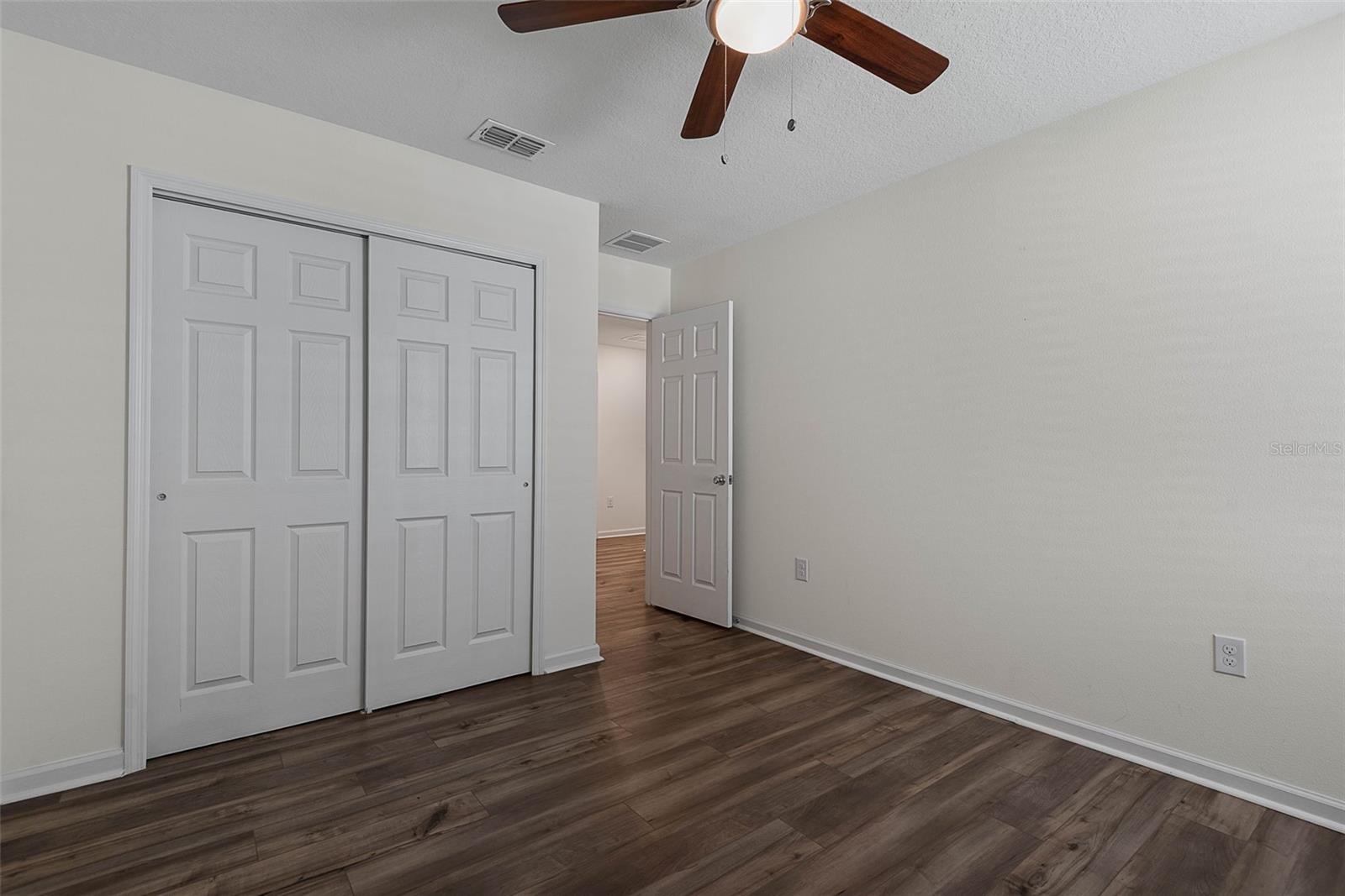 Image 31 of 61 For 20 Willow Street