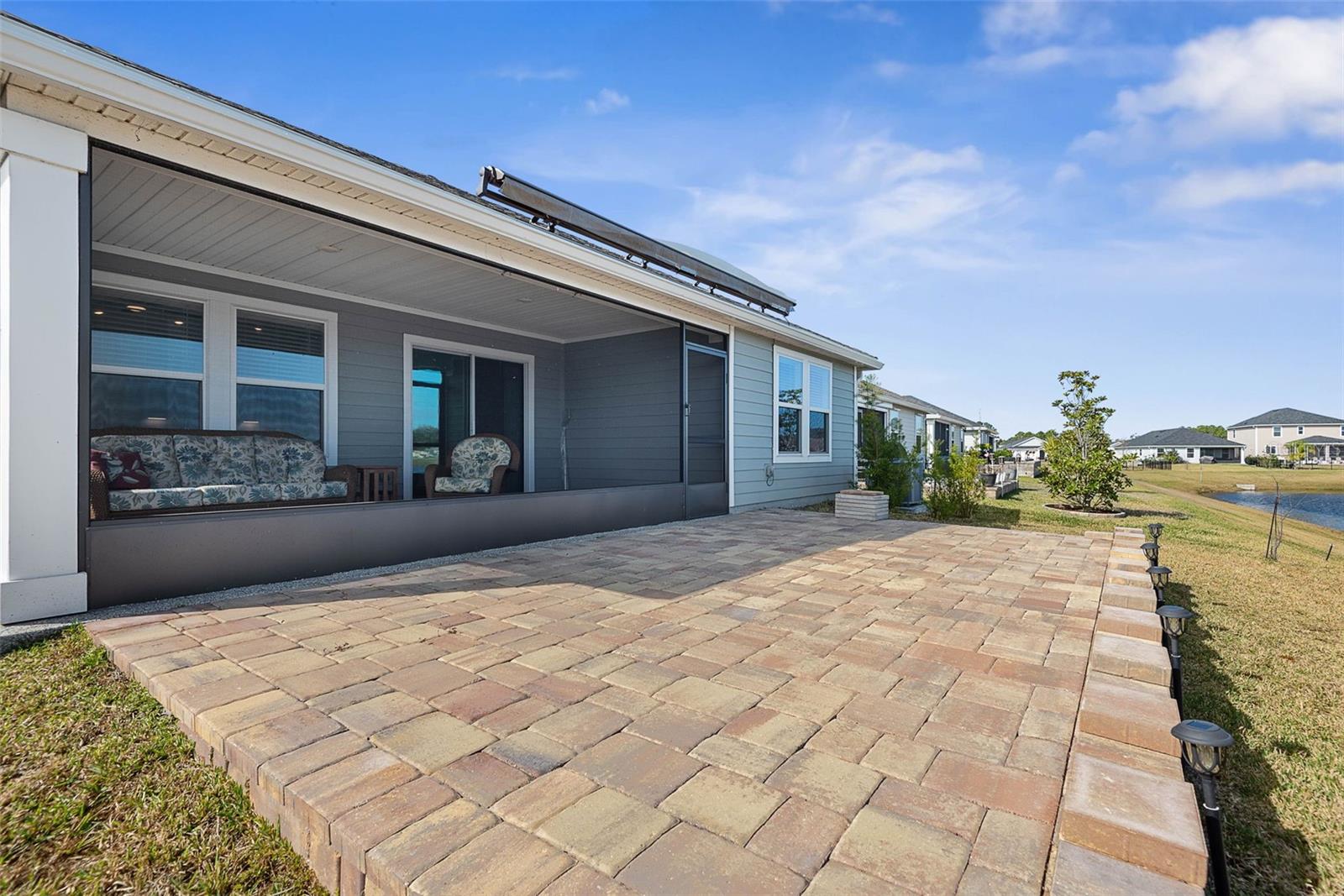 Image 50 of 61 For 20 Willow Street