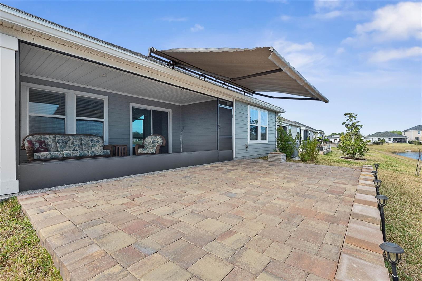 Image 51 of 61 For 20 Willow Street