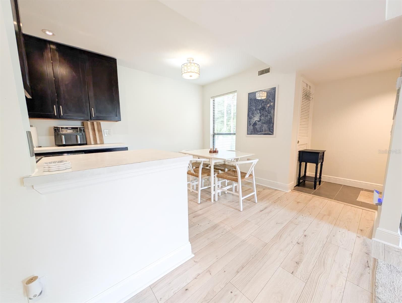 Image 15 of 32 For 10200 Belle Rive Boulevard 241