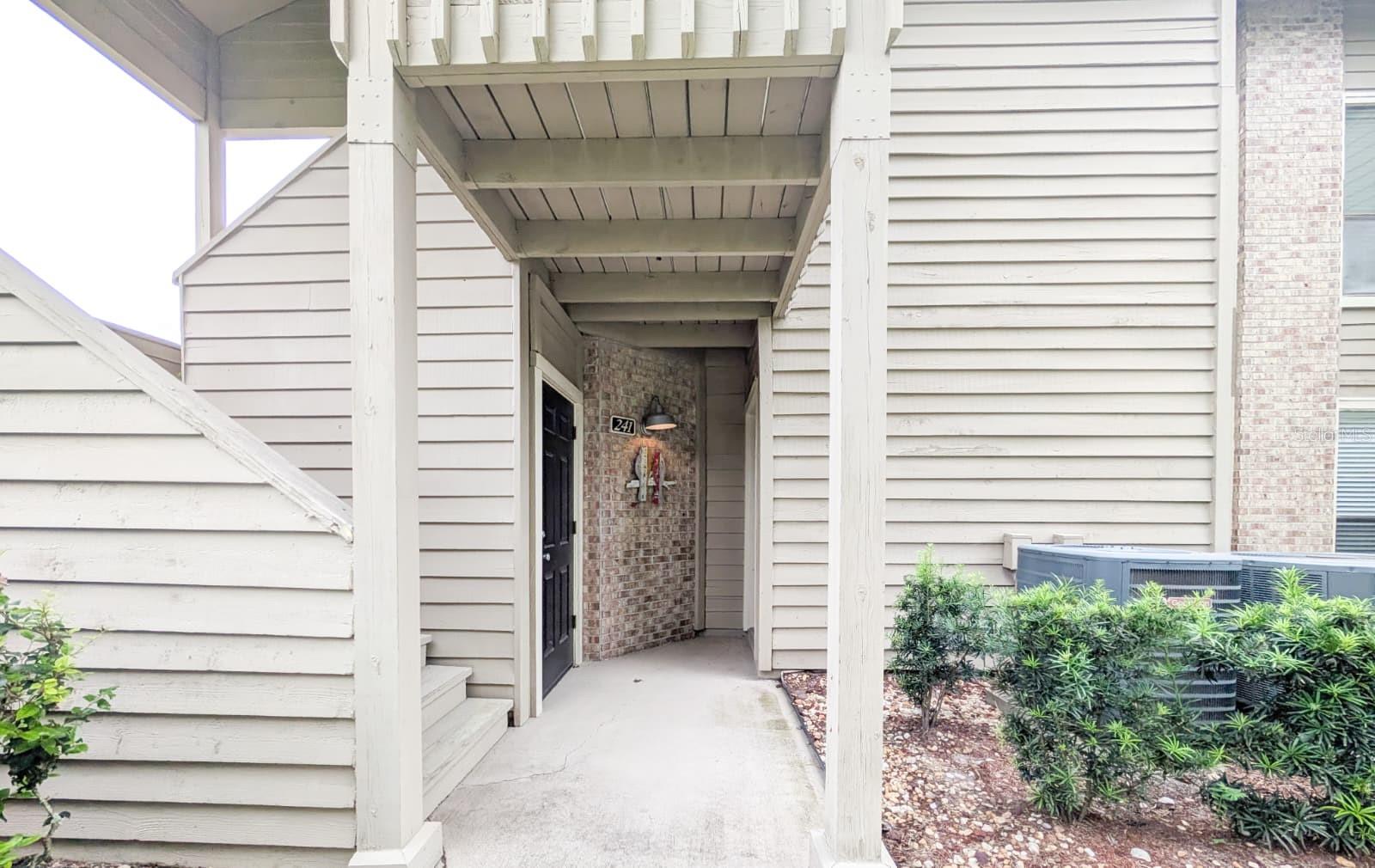 Image 19 of 32 For 10200 Belle Rive Boulevard 241