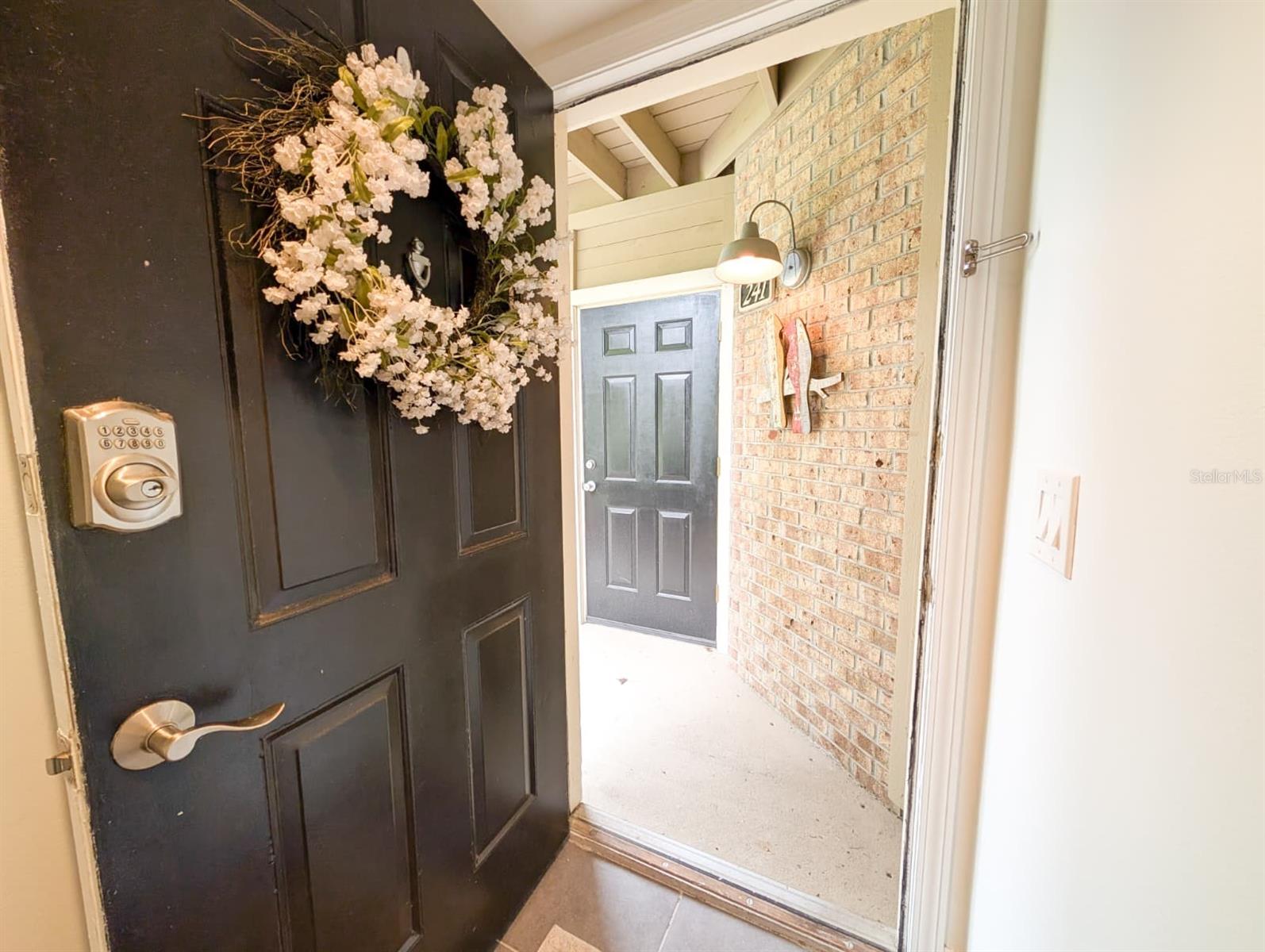 Image 21 of 32 For 10200 Belle Rive Boulevard 241