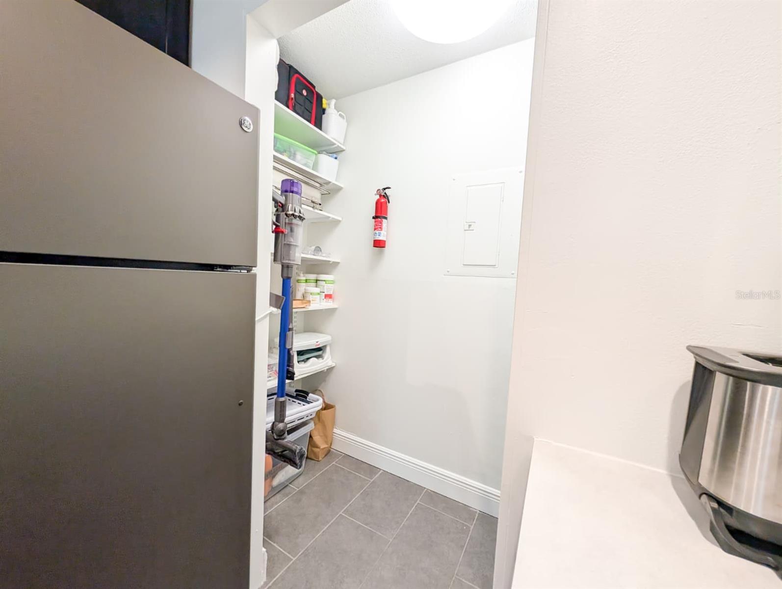 Image 9 of 32 For 10200 Belle Rive Boulevard 241