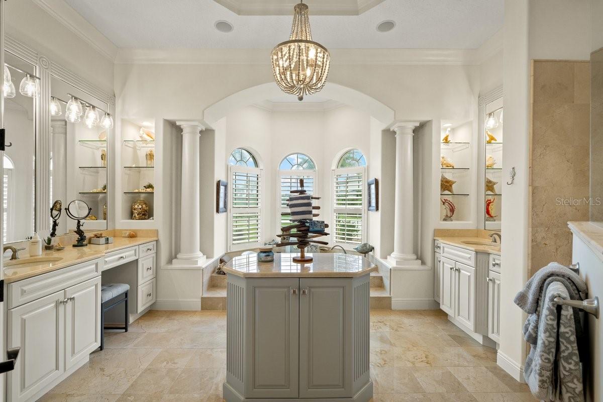 Image 39 of 73 For 10 Rue Grande Mer