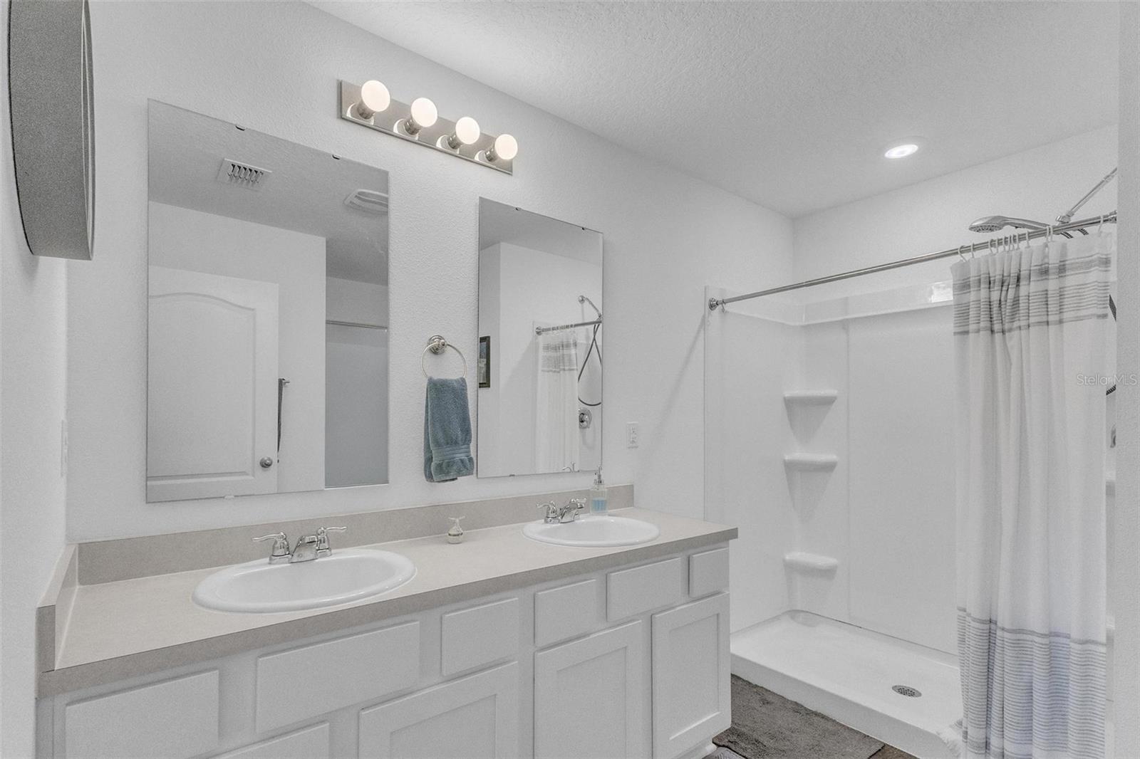 Image 16 of 28 For 24 Pickston Lane