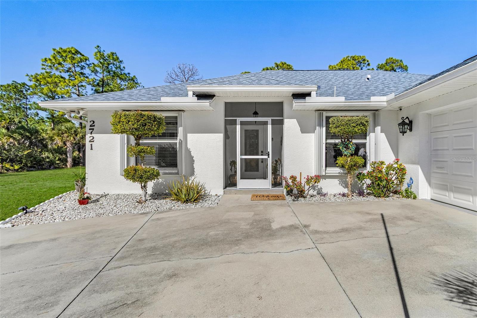 Image 11 of 33 For 2721 18th Avenue Ne