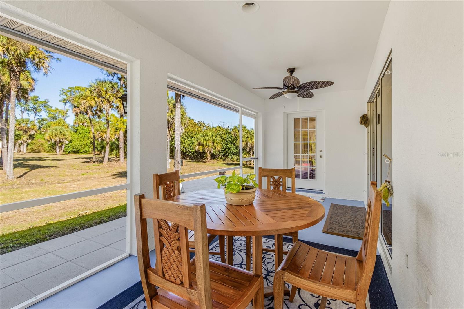 Image 20 of 33 For 2721 18th Avenue Ne