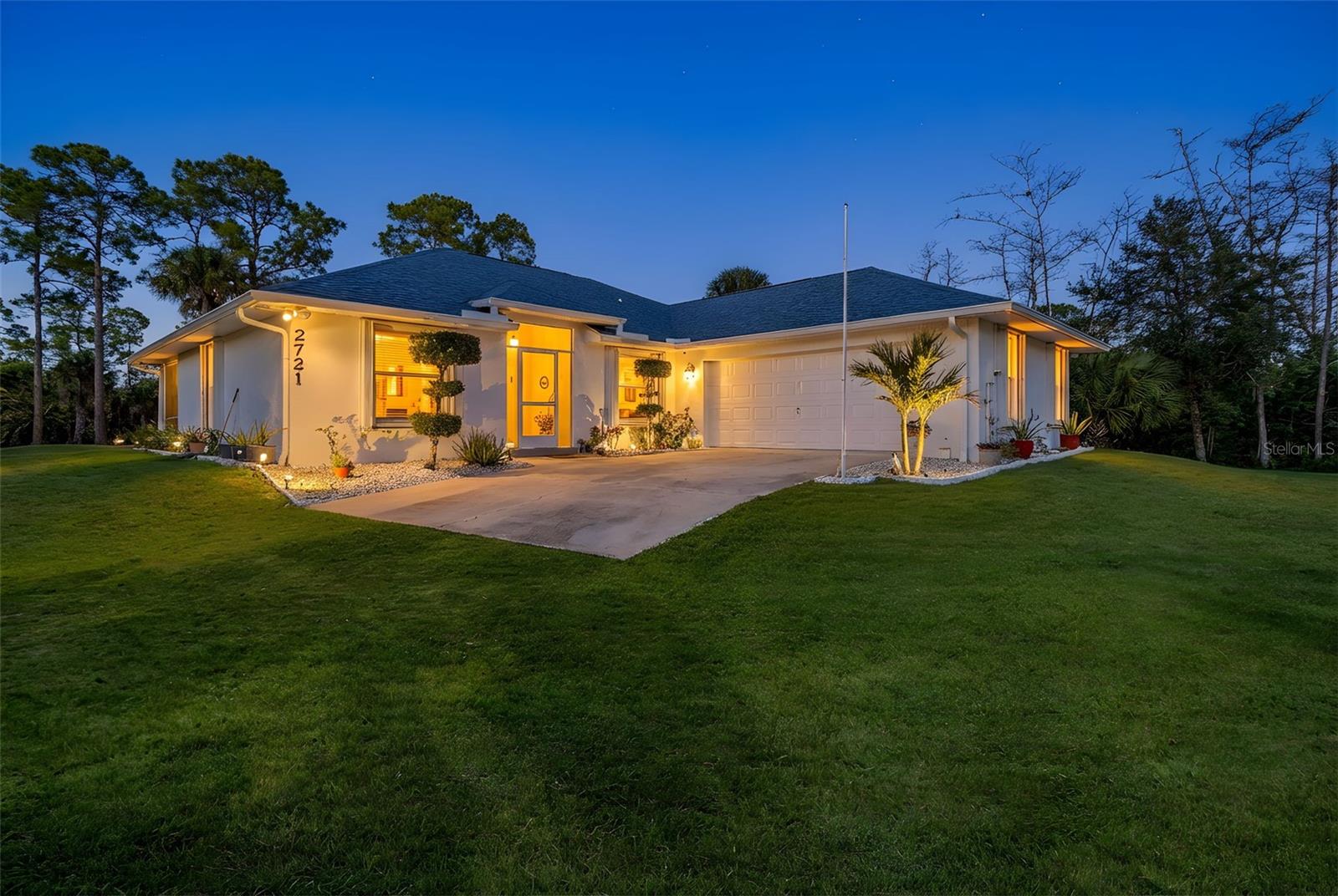 Image 6 of 33 For 2721 18th Avenue Ne