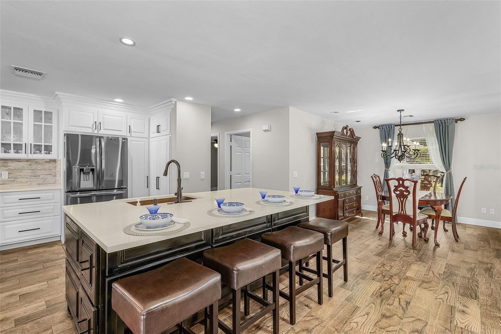 Image 9 of 33 For 2721 18th Avenue Ne