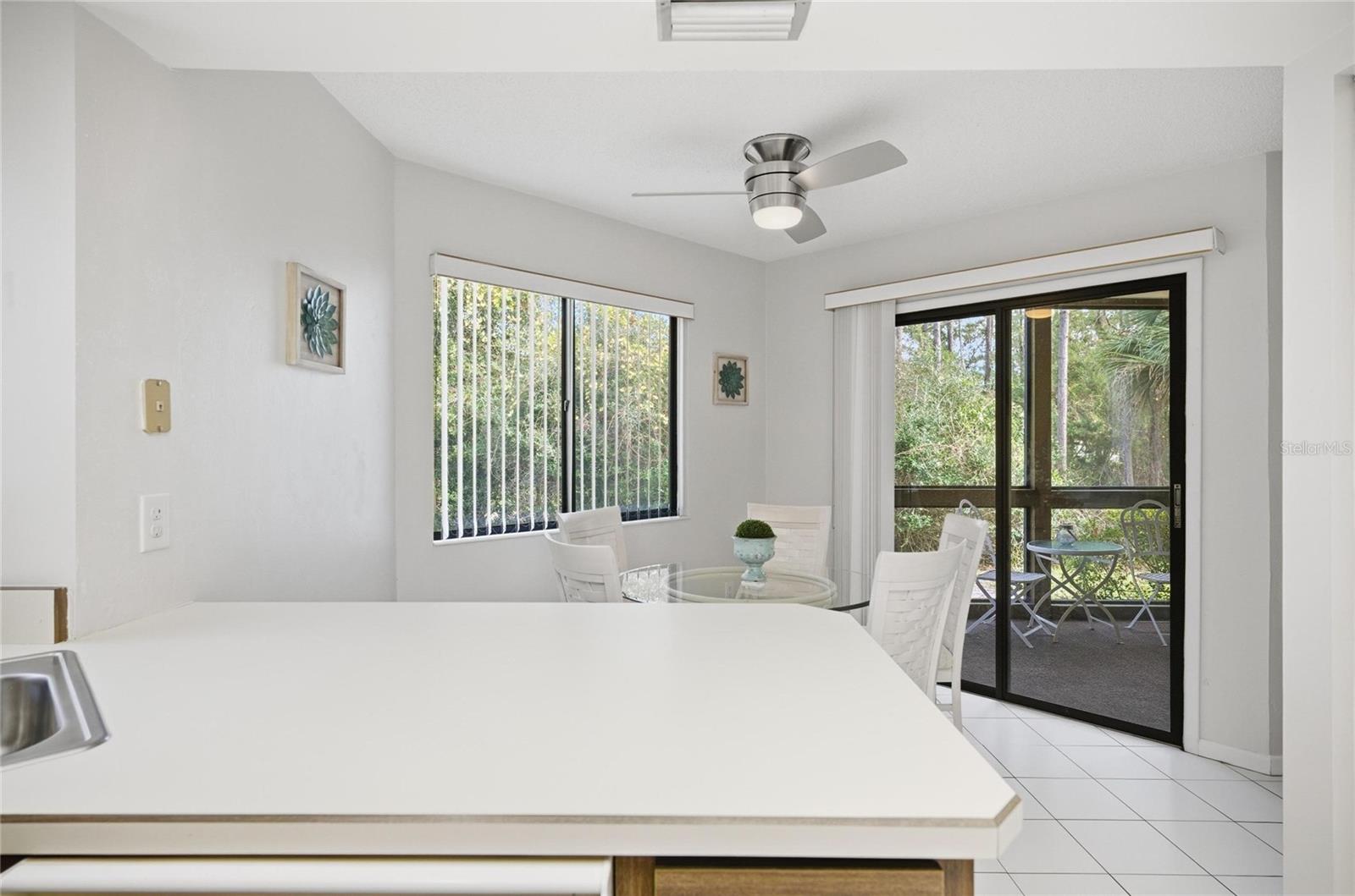 Image 14 of 74 For 31 Oxford Lane