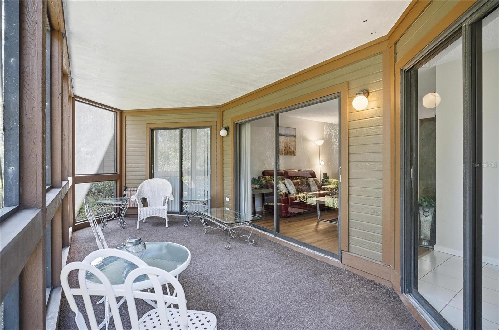 Image 23 of 74 For 31 Oxford Lane