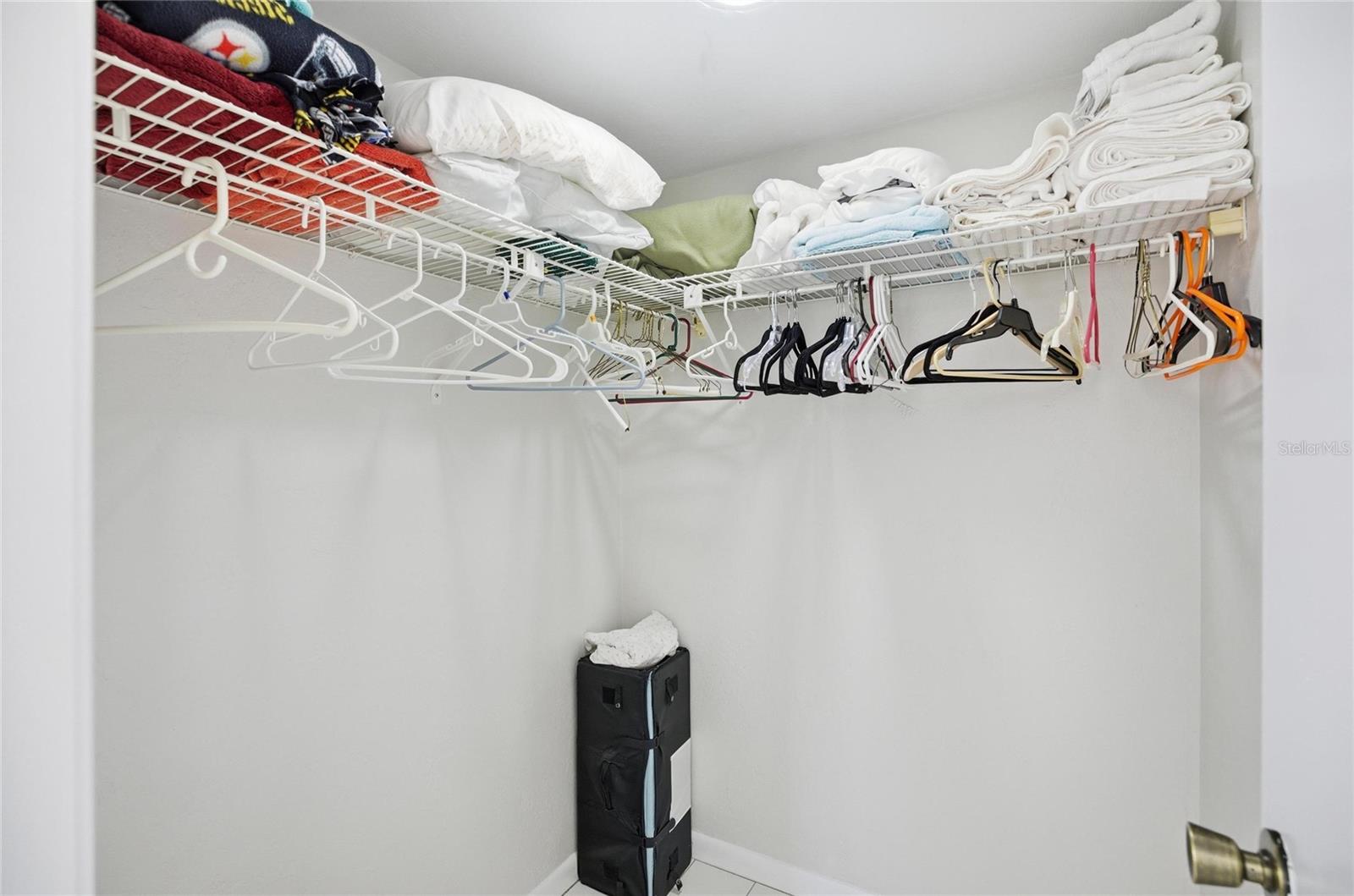 Image 34 of 74 For 31 Oxford Lane