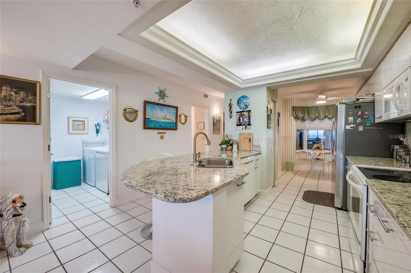 Image 5 of 31 For 4565 Atlantic Avenue 5708